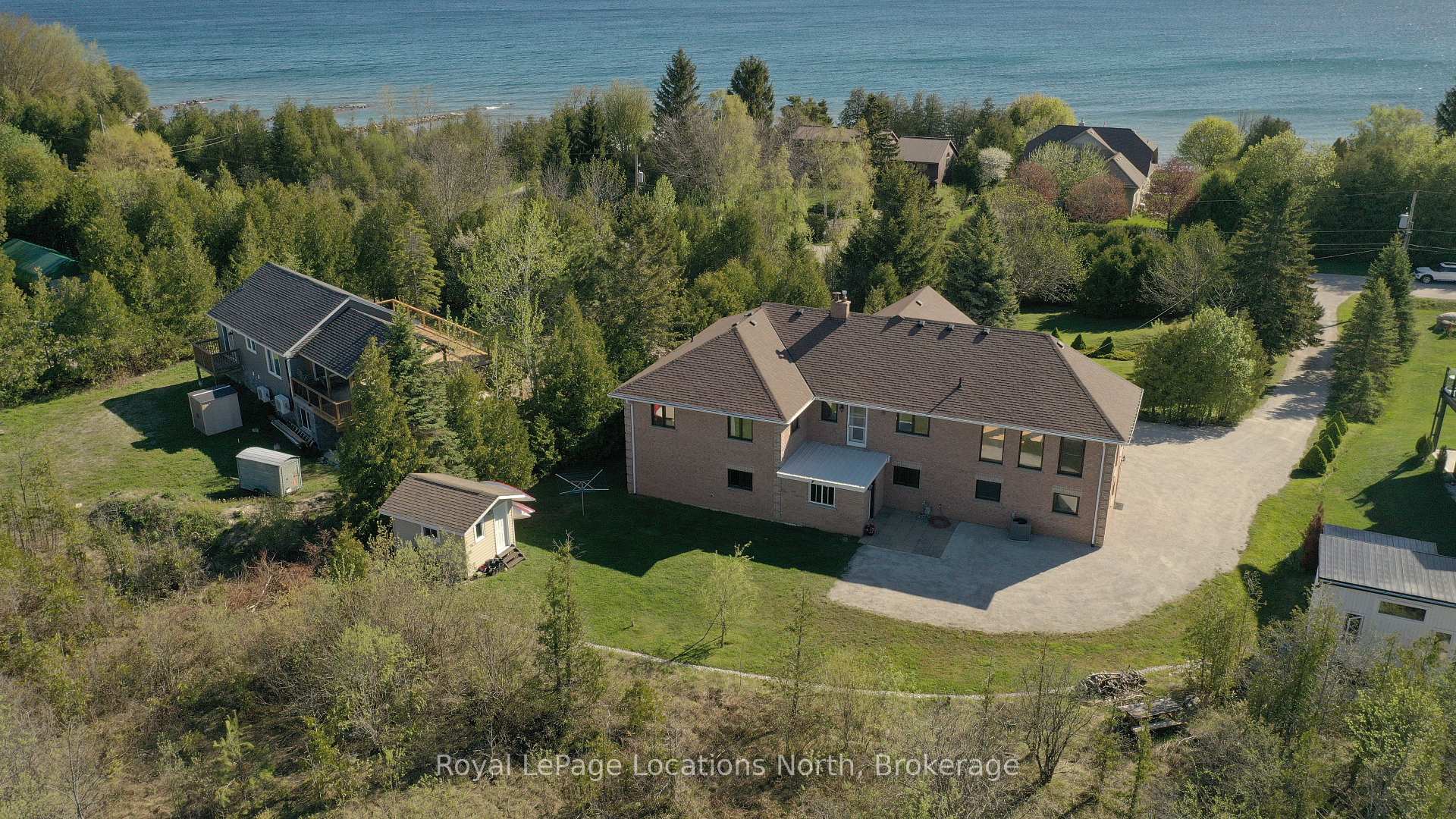 252 Lakeshore Road N, Meaford — photo 2 of 5