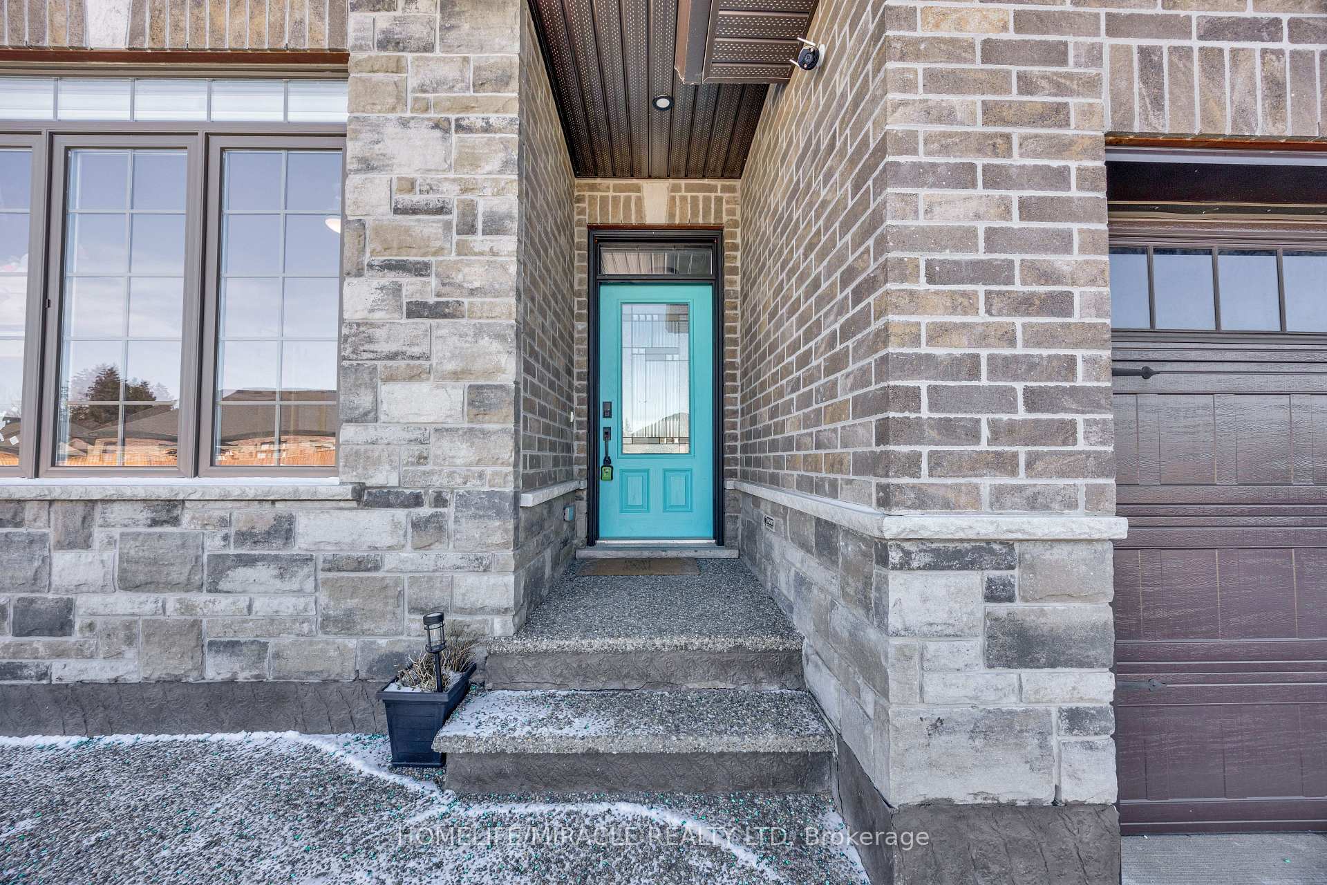 78 Matheson Crescent, East Zorra-Tavistock — photo 2 of 5