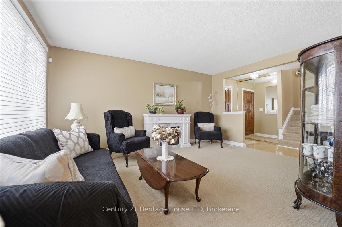 11 Robert Street, Welland — photo 5 of 5