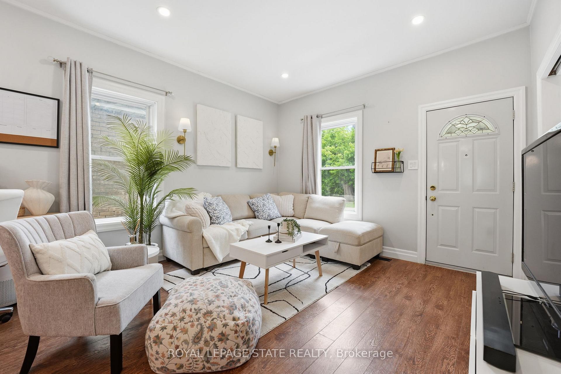 43 Alonzo Street, Brantford — photo 3 of 5