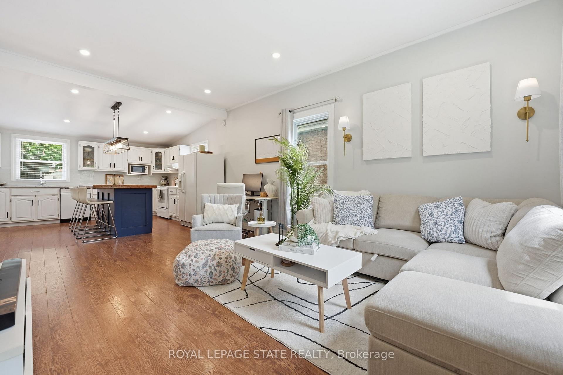 43 Alonzo Street, Brantford — photo 4 of 5
