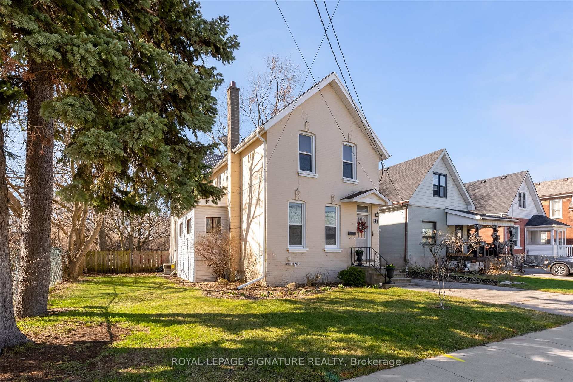 41 Elgin Street, Brantford, ON N3R 1E5 — Brantford, Ontario