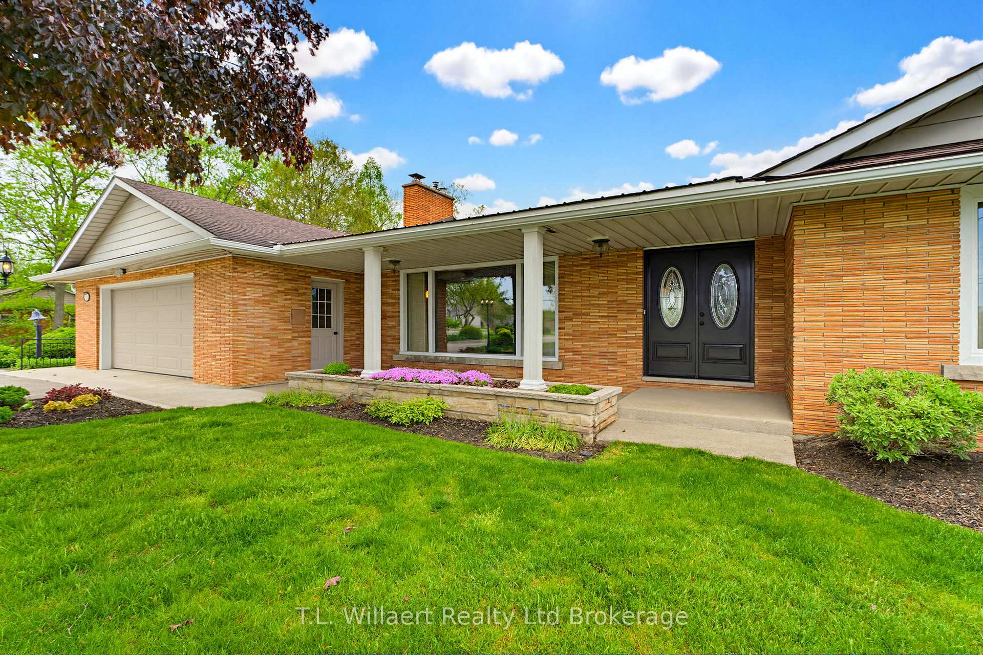 70 Albert Street, Norfolk — photo 3 of 5