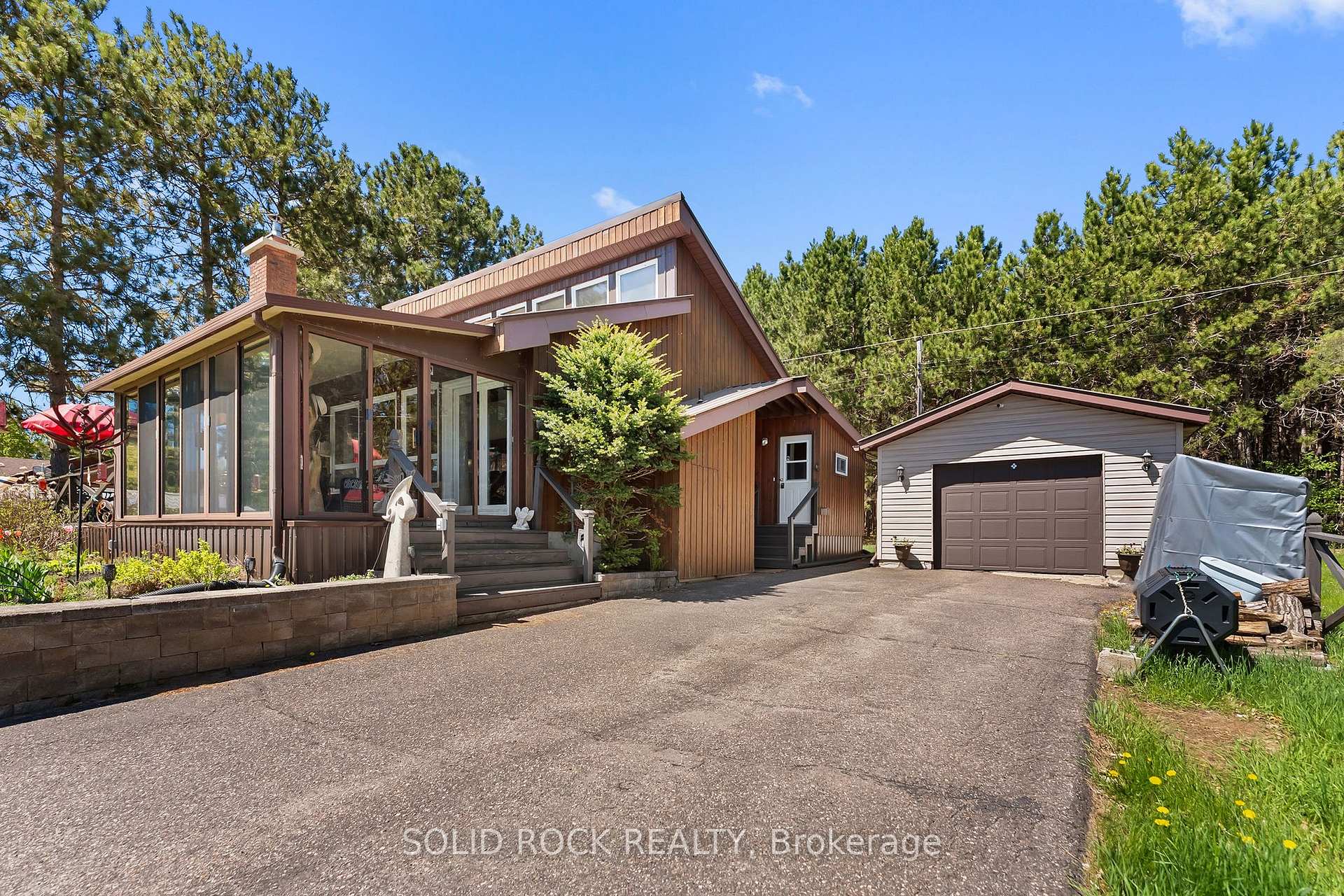 1111 Lake Clear Road, Bonnechere Valley — photo 2 of 5