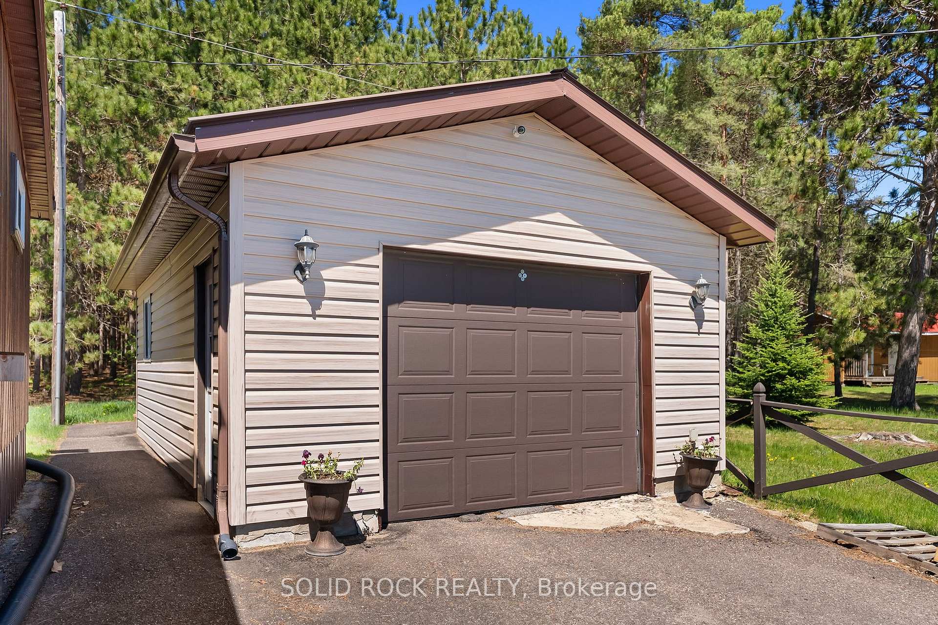 1111 Lake Clear Road, Bonnechere Valley — photo 4 of 5