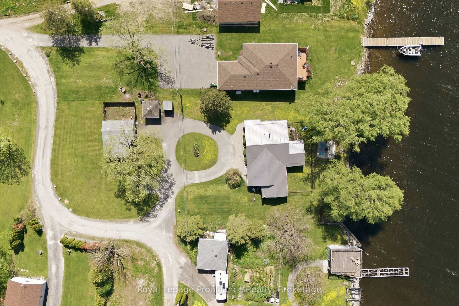 33 Peats Point Lane, Prince Edward County — photo 3 of 5