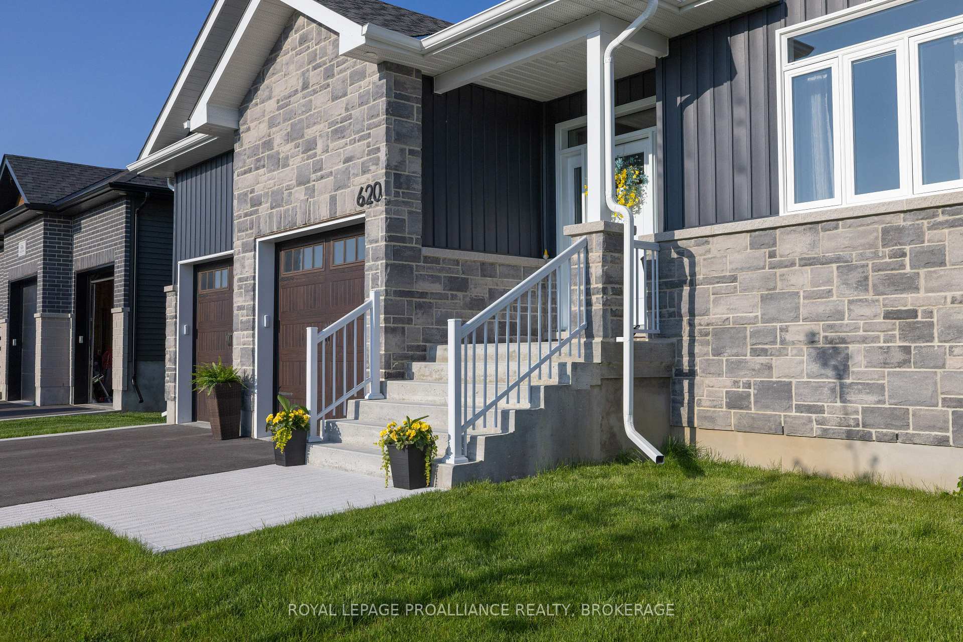 620 Graceland Avenue, Kingston — photo 4 of 5