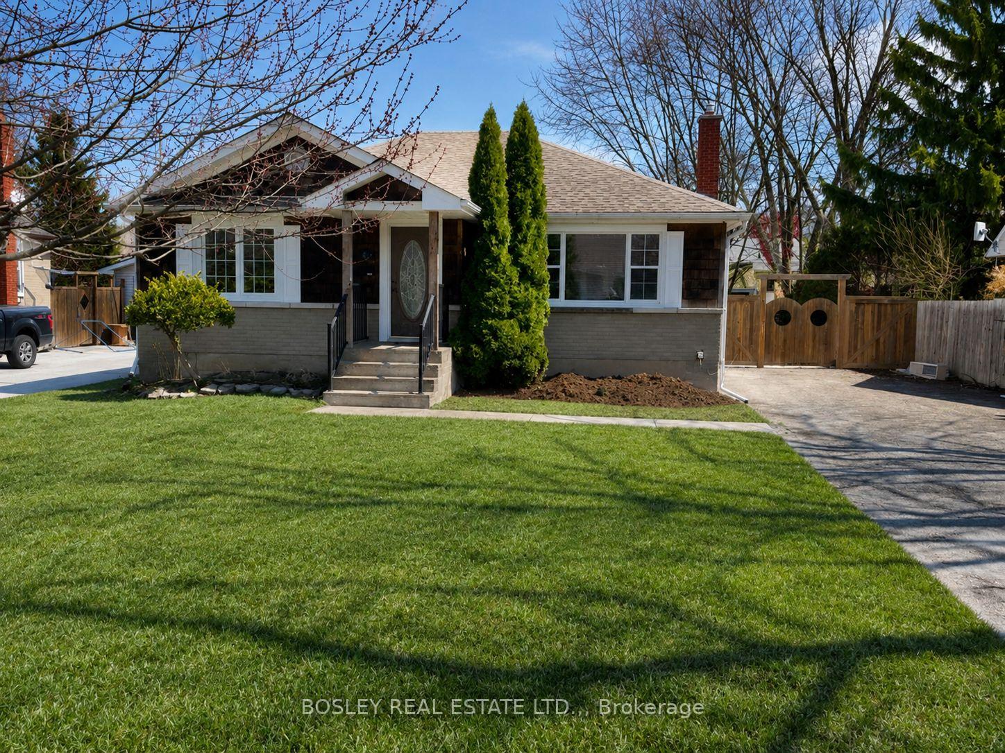 8 PEARCE Avenue, St. Catharines, ON L2M 2L8 — St. Catharines, Ontario