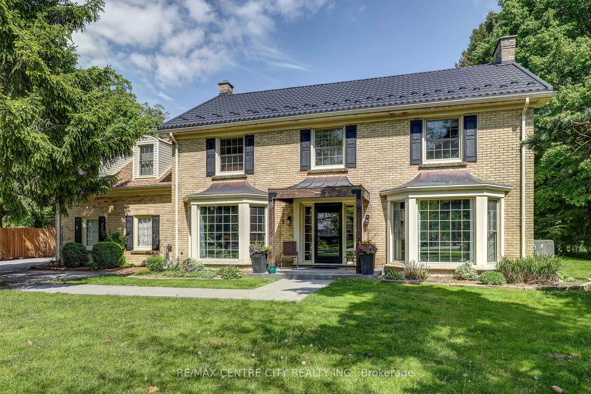339 Sunset Drive, Central Elgin, ON N5R 3C6 — Central Elgin, Ontario