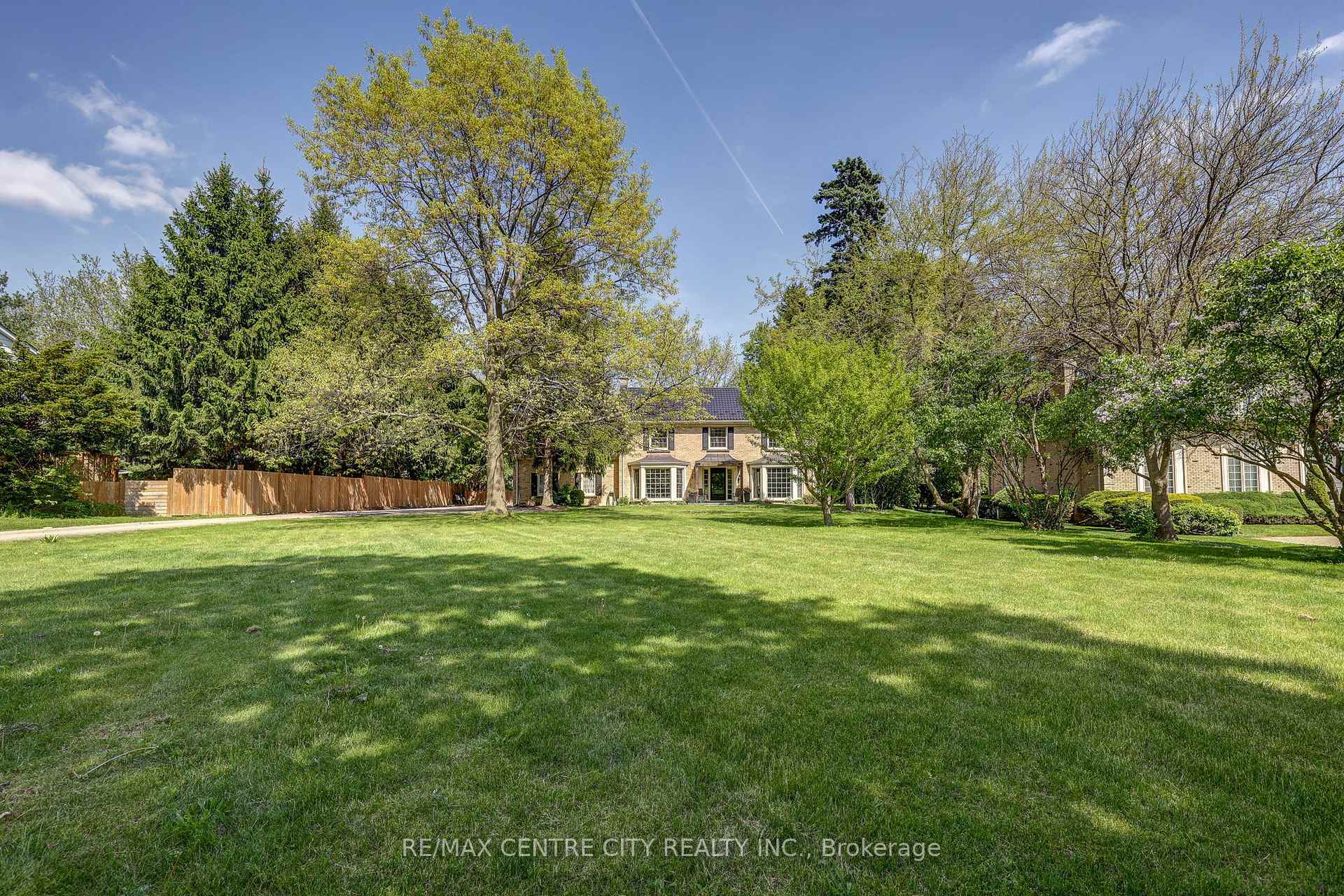 339 Sunset Drive, Central Elgin — photo 2 of 5