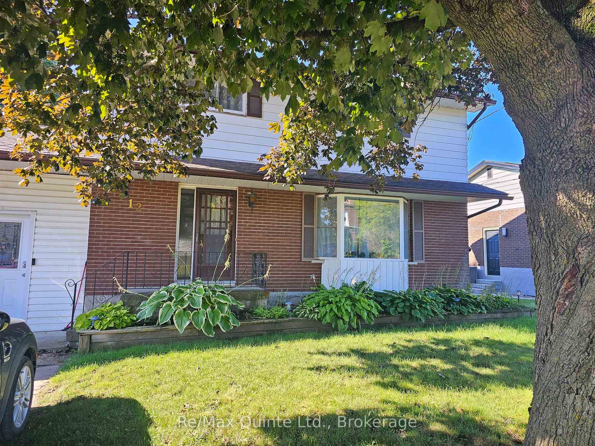 12 Philip Street, Prince Edward County — photo 2 of 5