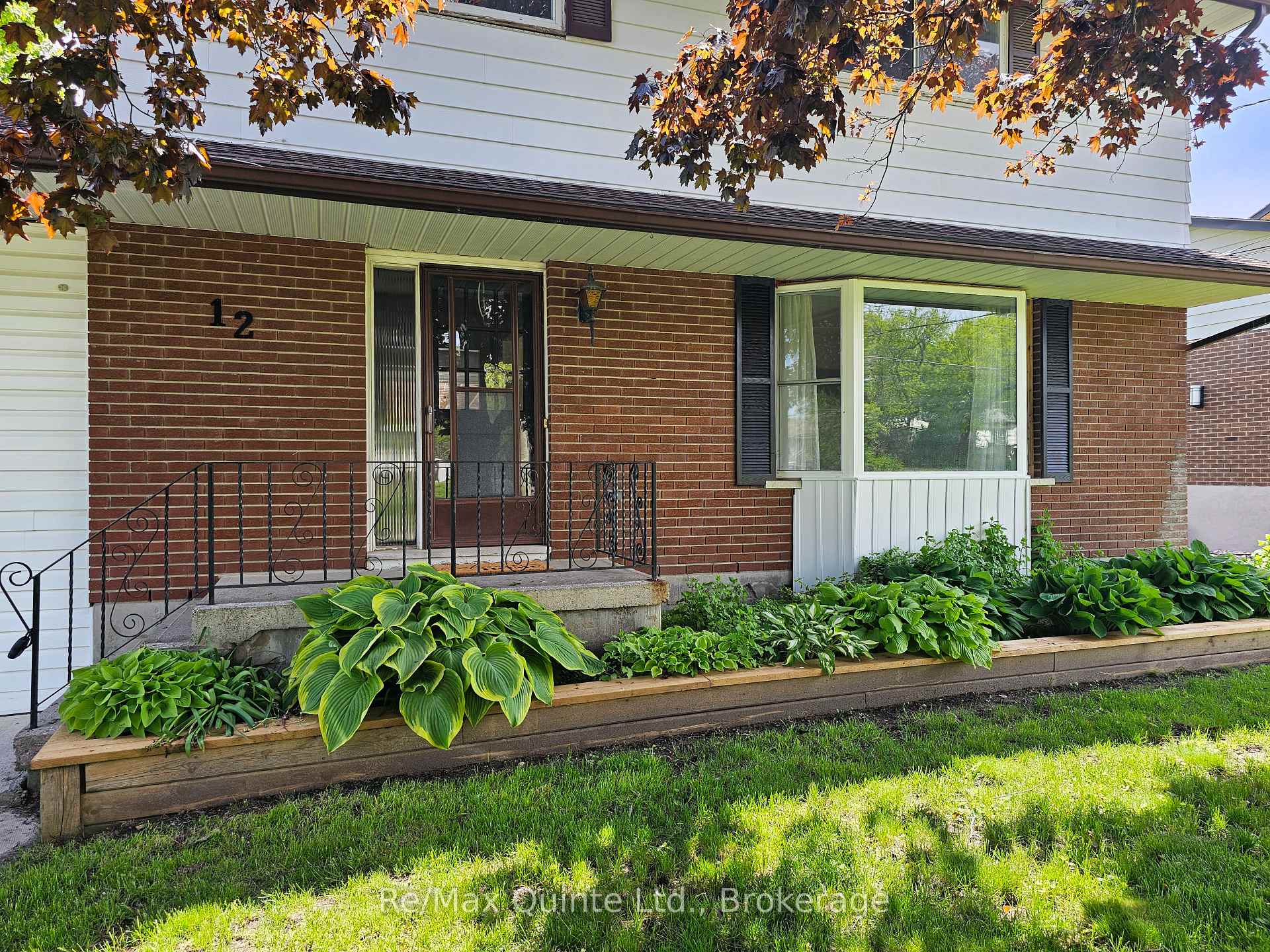 12 Philip Street, Prince Edward County — photo 3 of 5