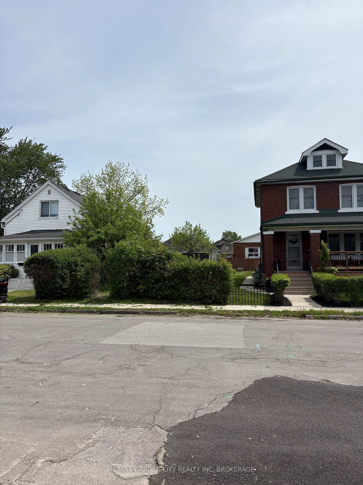 190 Mcalpine Avenue S, Welland, ON L3B 1T6 — Welland, Ontario