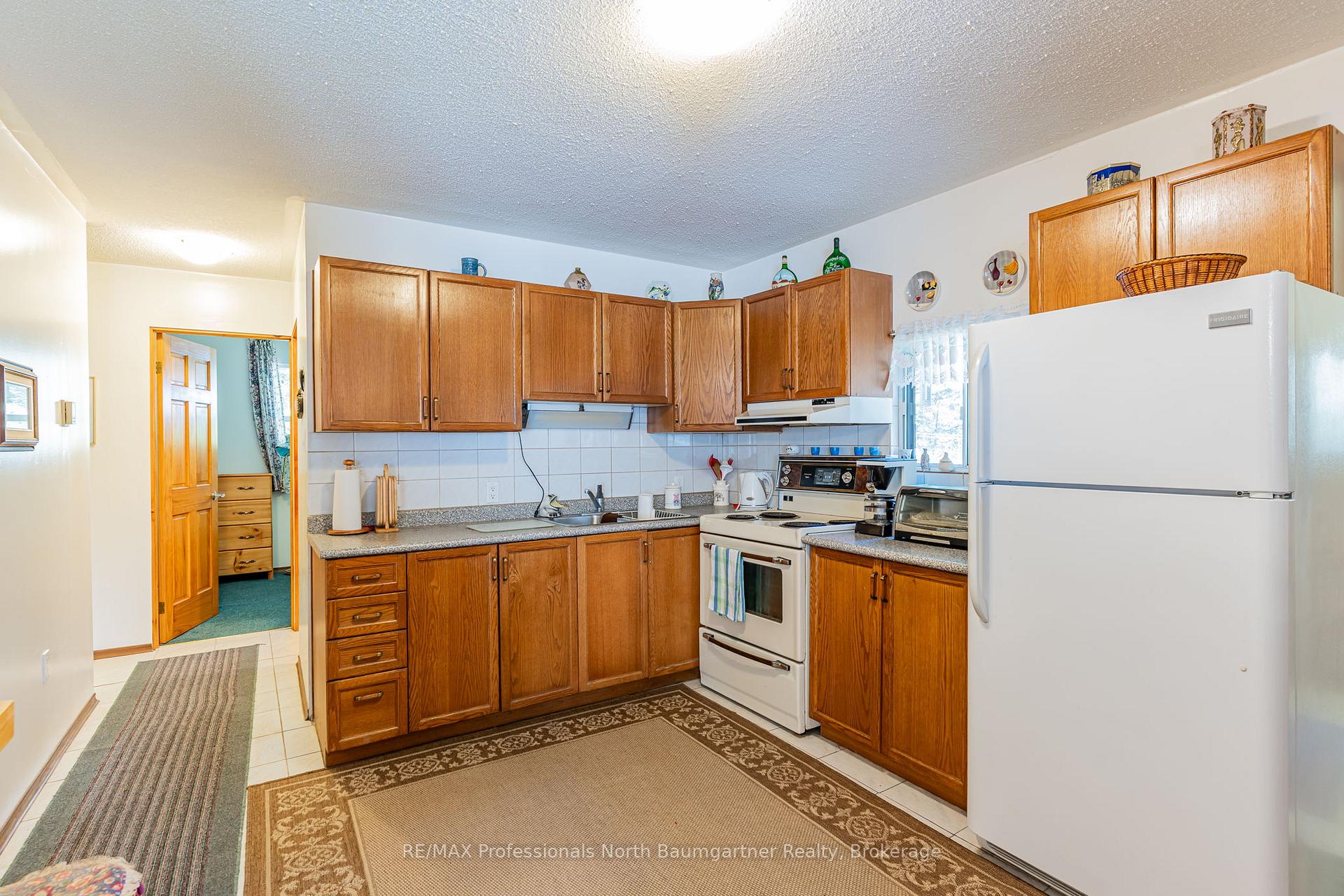 1566 West Settlement Road, Dysart et al — photo 5 of 5