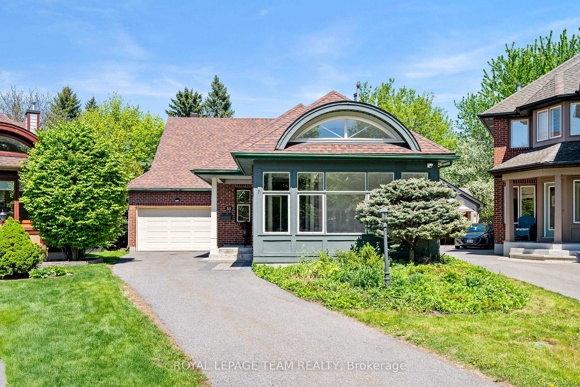 33 Castlethorpe Crescent, South of Baseline to Knoxdale, ON K2G 5P9 — South of Baseline to Knoxdale, Ontario
