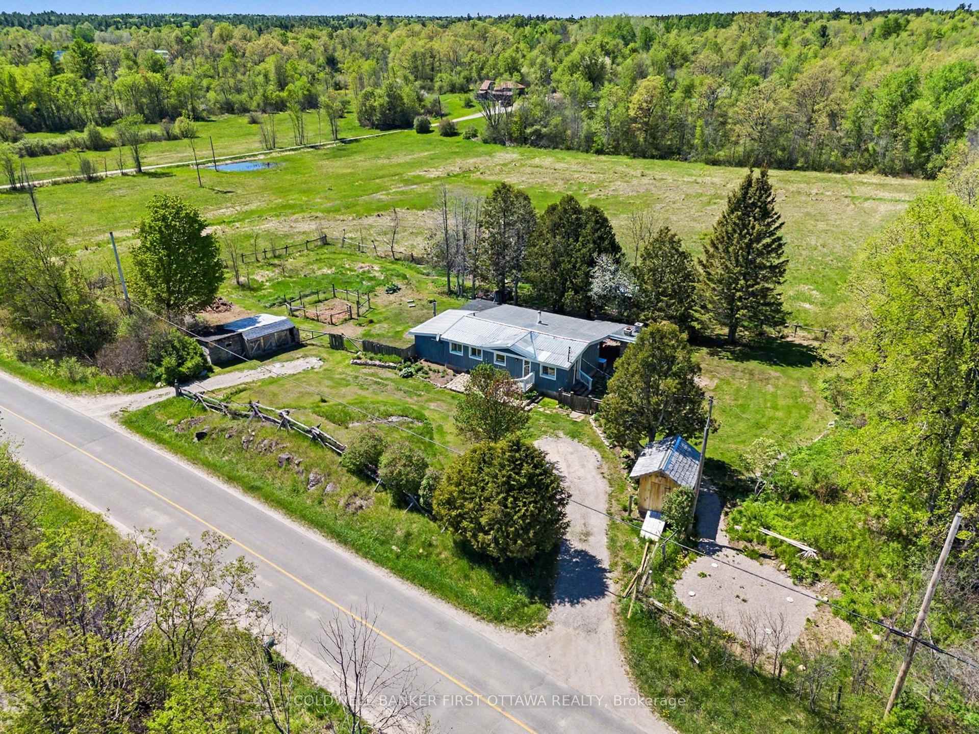534 Anglican Church Road, Tay Valley, ON K7H 3C6 — Tay Valley, Ontario