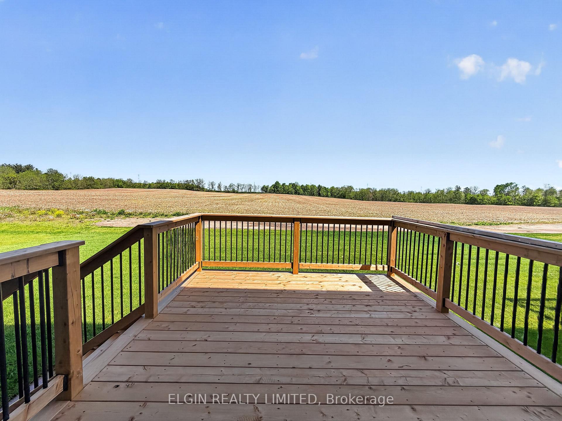 10 Canary Street, Tillsonburg — photo 2 of 5