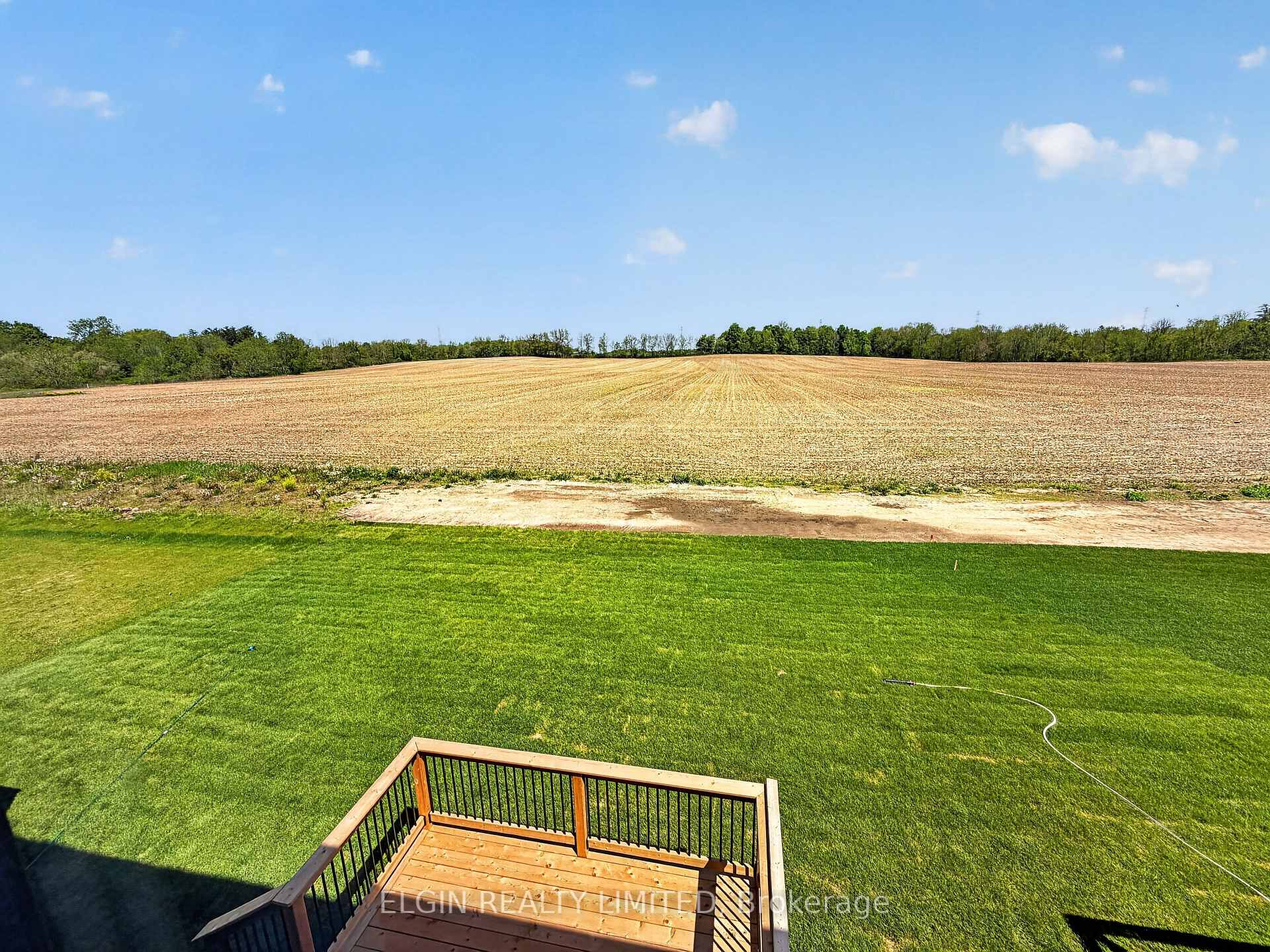 10 Canary Street, Tillsonburg — photo 3 of 5