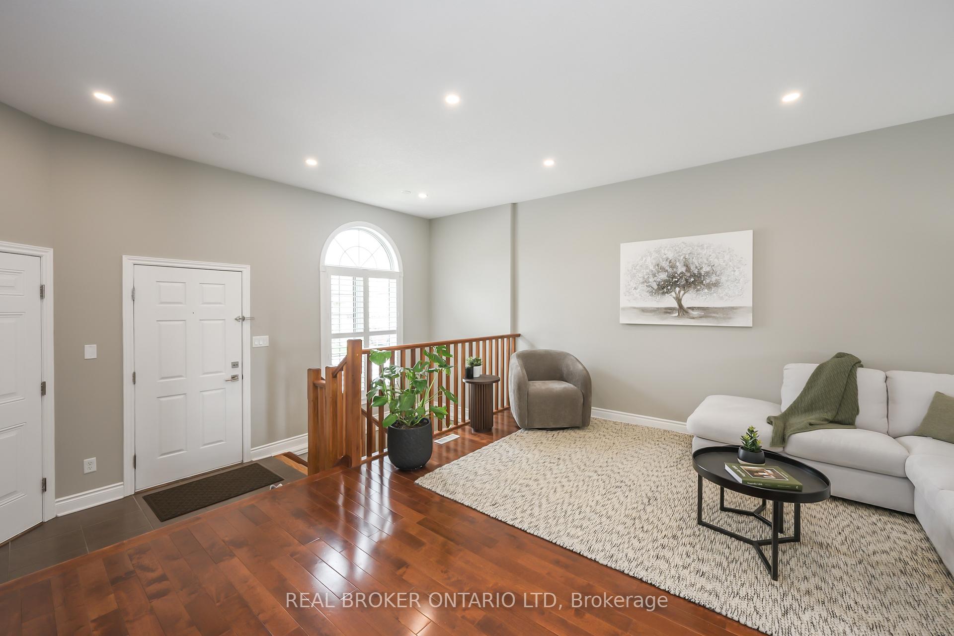 2615 Colonel Talbot Road 5, London South — photo 3 of 5