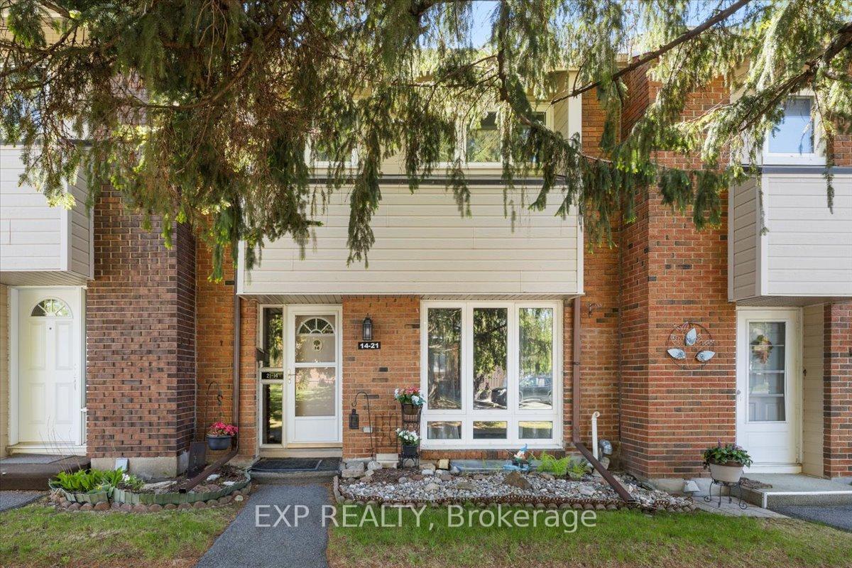 21 Midland Crescent 14, South of Baseline to Knoxdale, ON K2H 8P6 — South of Baseline to Knoxdale, Ontario
