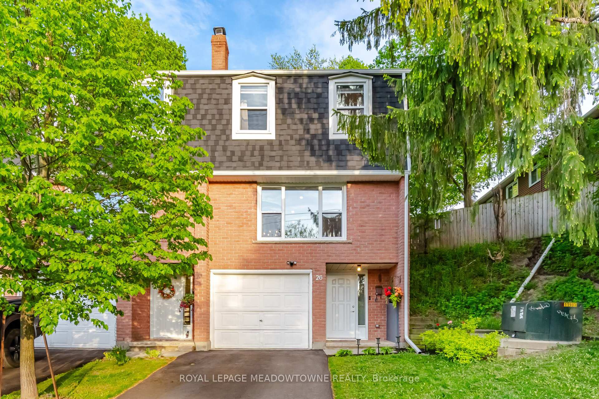 100 Bluevale Street N 26, Waterloo, ON N2J 4M9 — Waterloo, Ontario