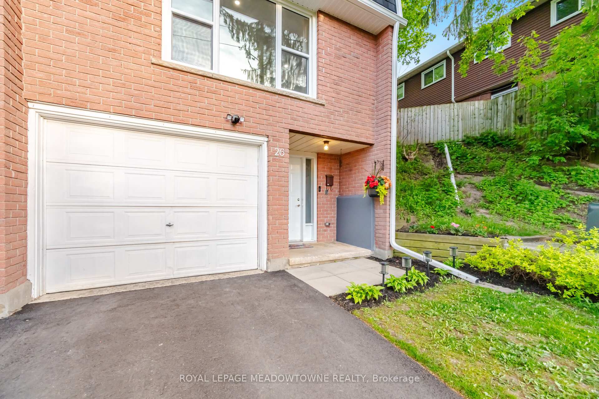 100 Bluevale Street N 26, Waterloo — photo 4 of 5
