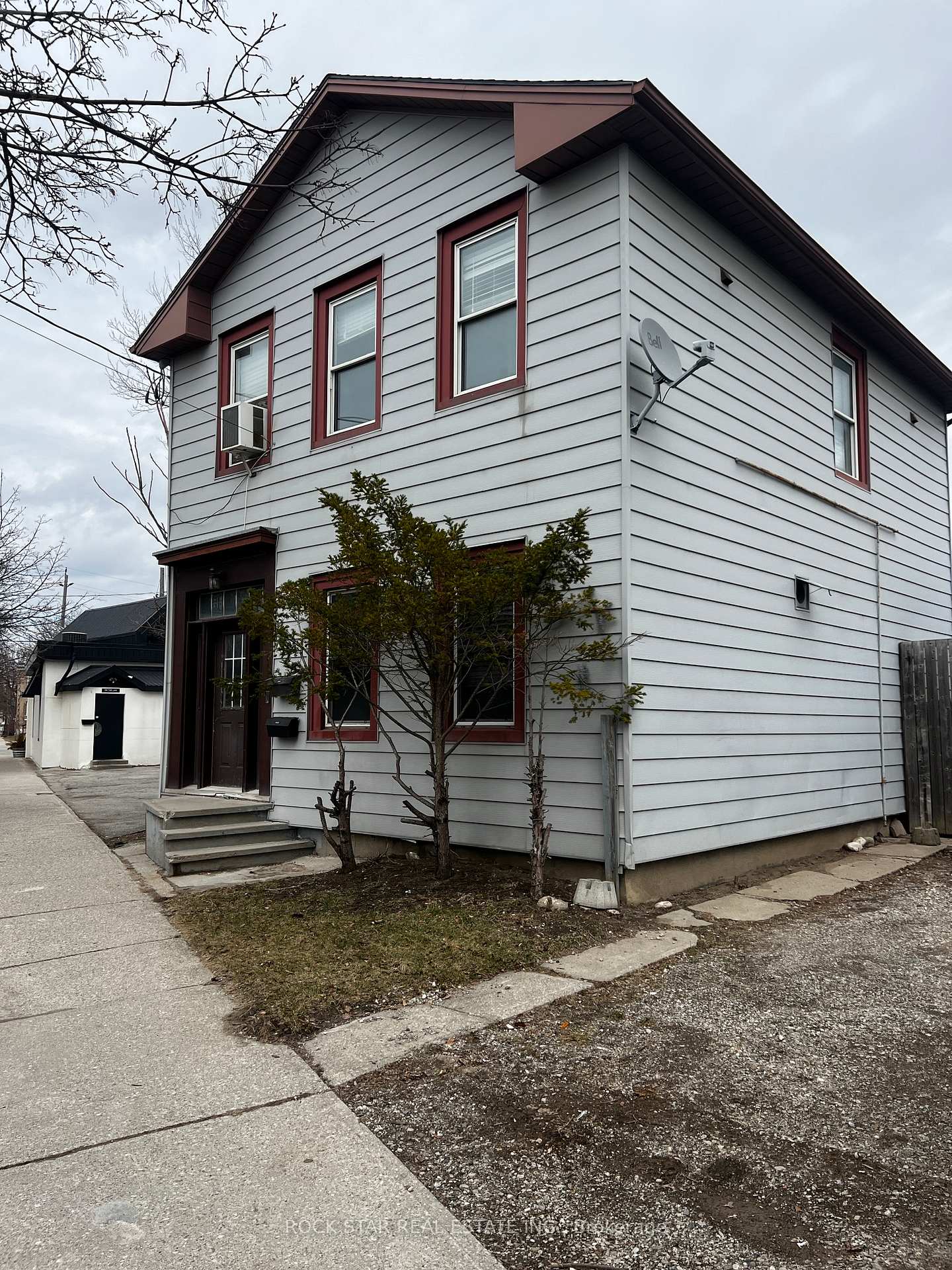 103 West Street, Brantford, ON N3T 3E9 — Brantford, Ontario