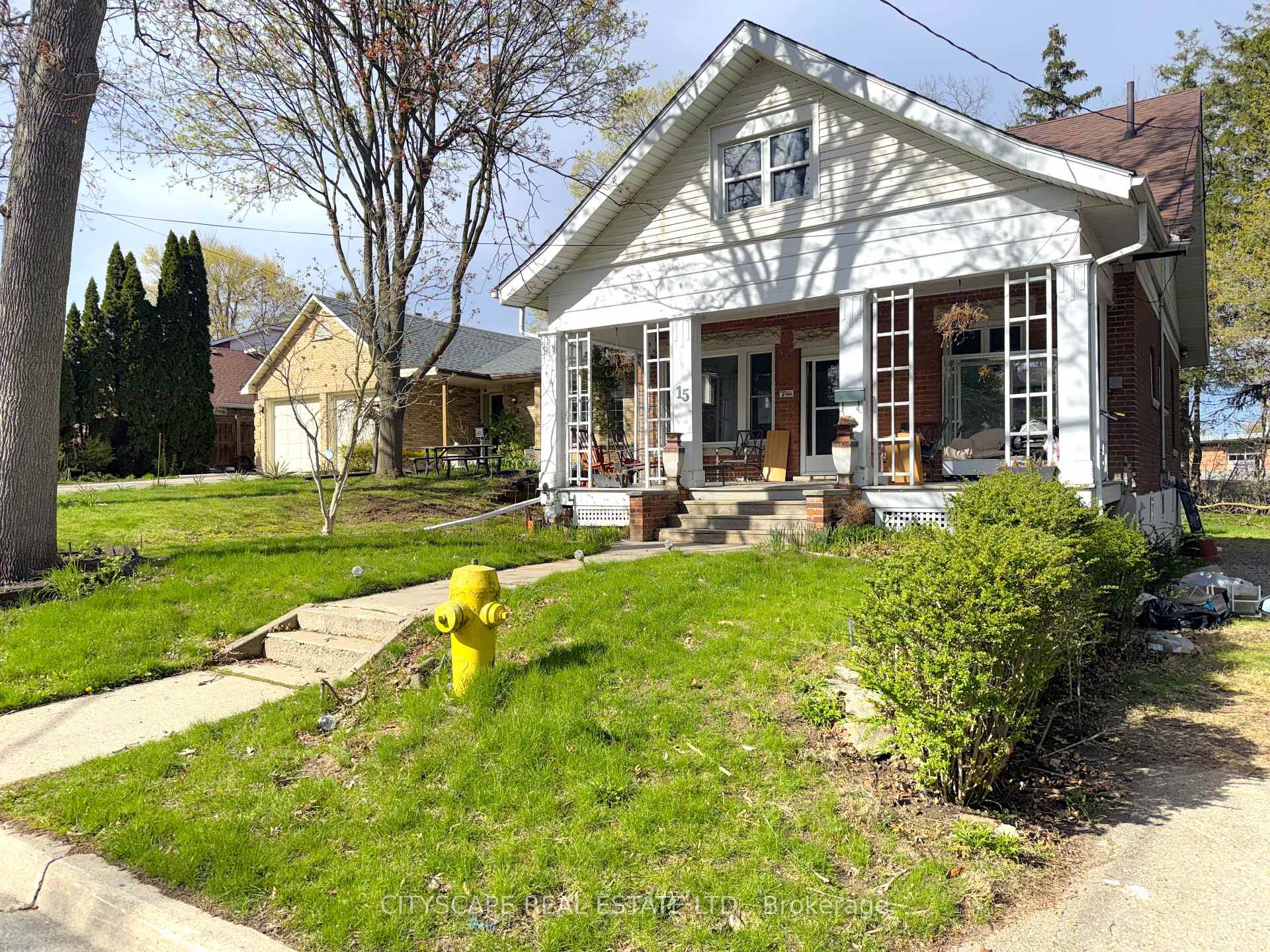 15 Humberstone Avenue, Brantford — photo 2 of 5