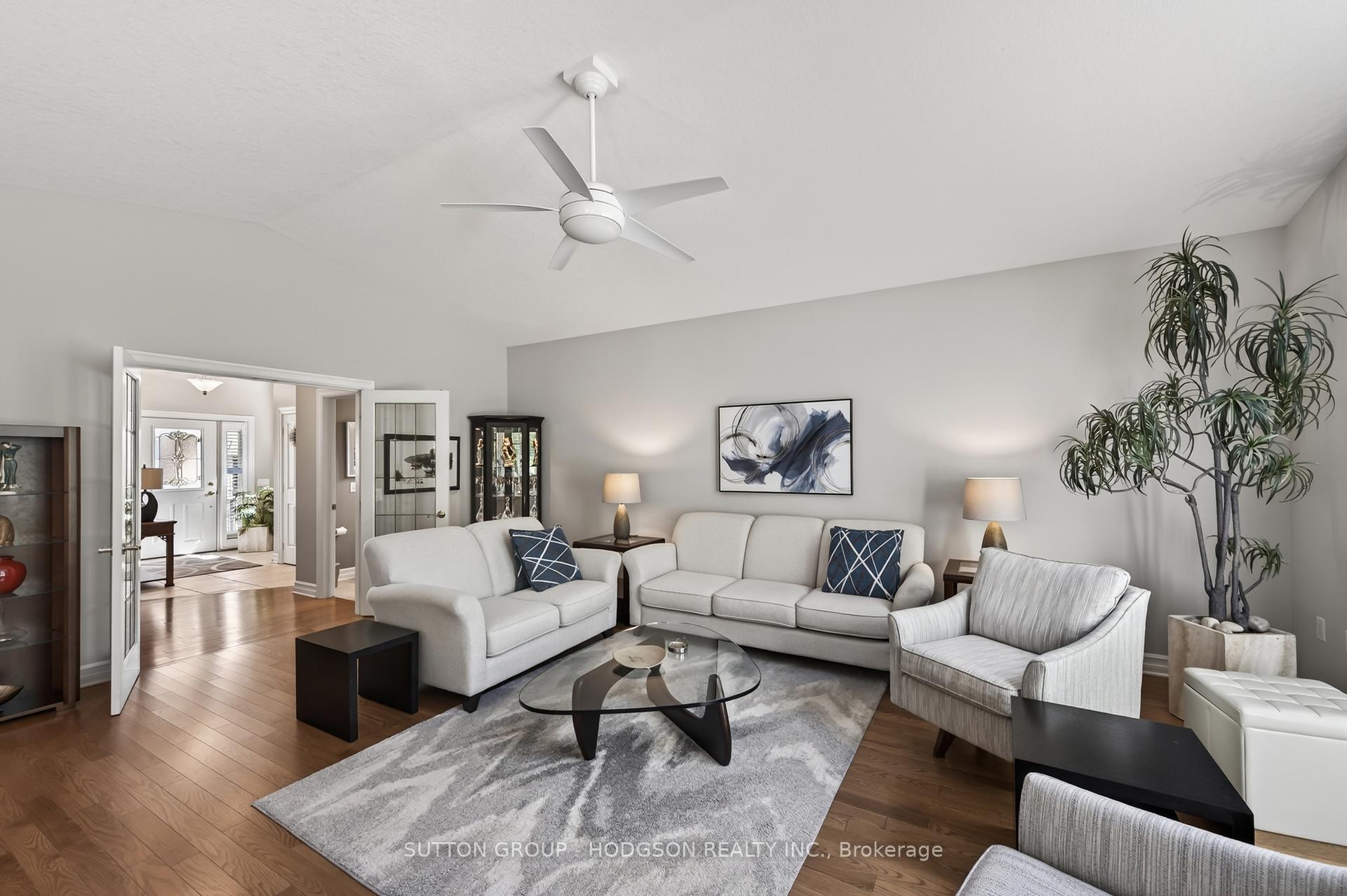 2149 Jack Nash Drive, London South — photo 5 of 5