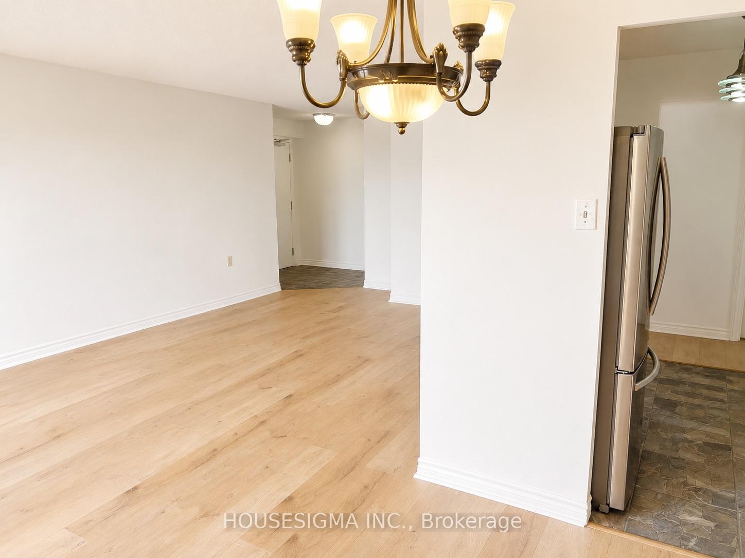 860 Commissioners Road E 1203, London South — photo 4 of 5