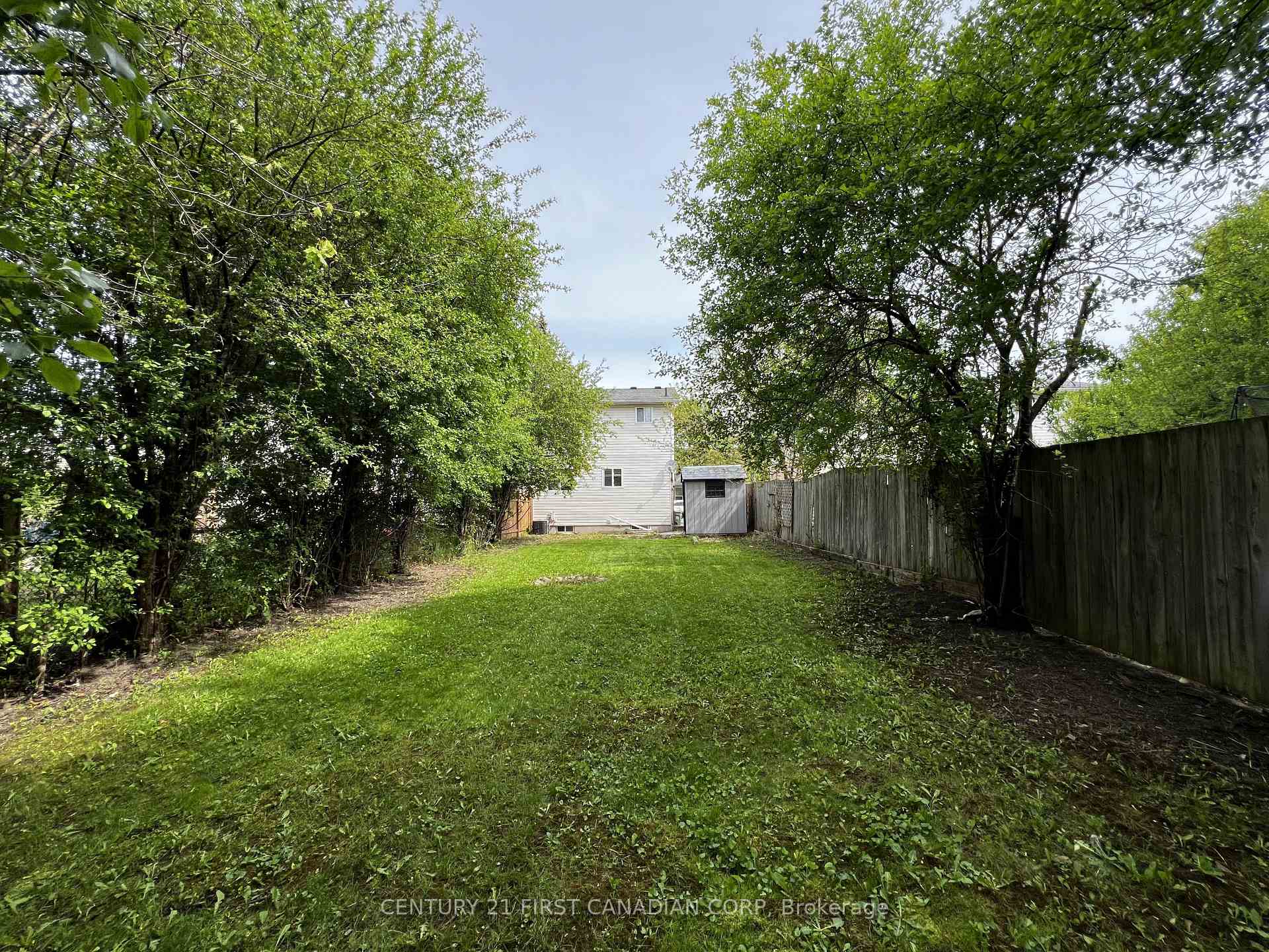 847 Jalna Boulevard, London South — photo 5 of 5