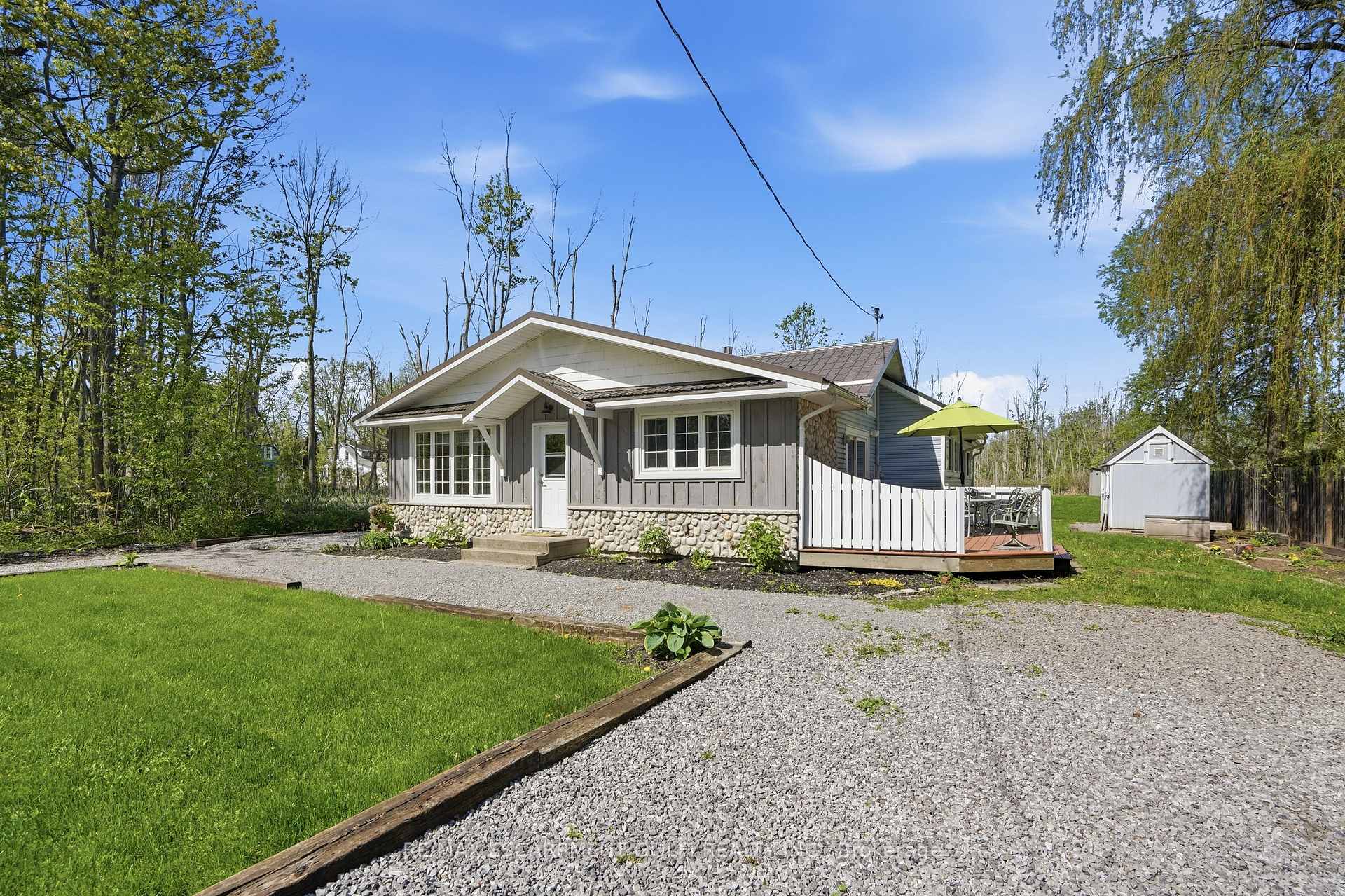 421 Point Abino Road S, Fort Erie — photo 3 of 5