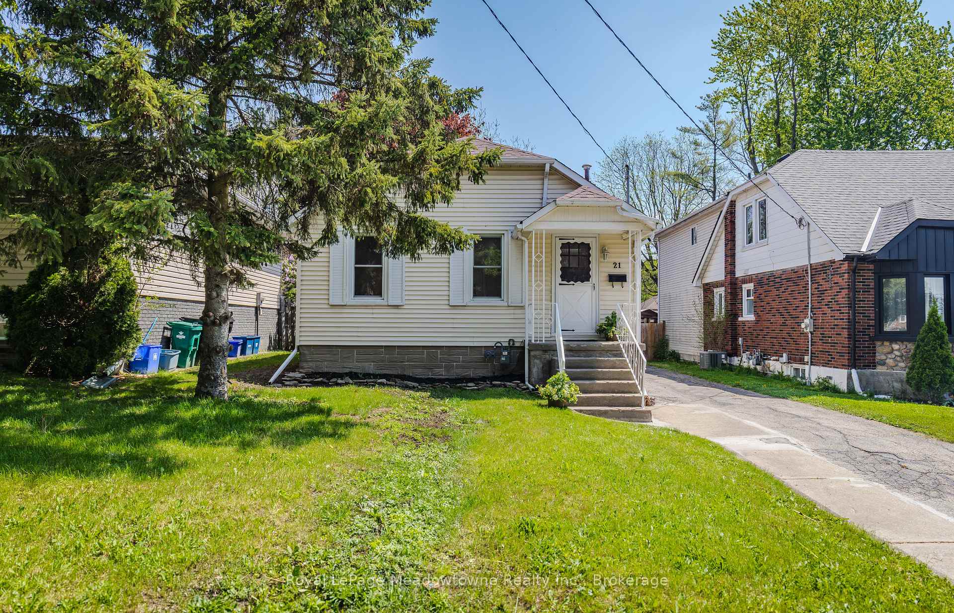 21 Elgin Street N, Cambridge, ON N1R 5G8 — Cambridge, Ontario