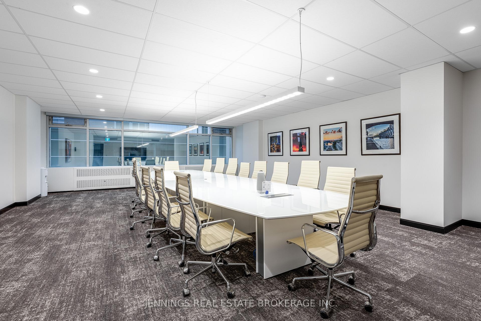 141 Laurier Avenue W 202, Ottawa Centre — photo 5 of 5