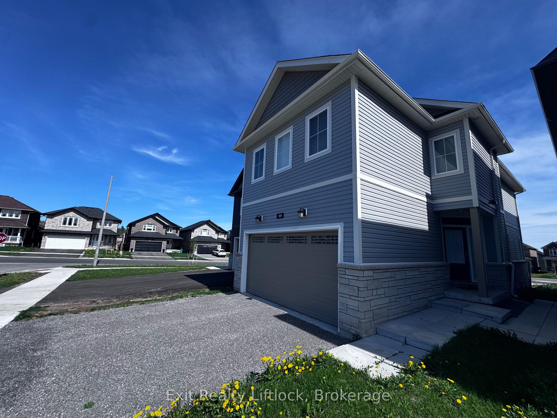949 Bamford Terrace, Peterborough — photo 2 of 5