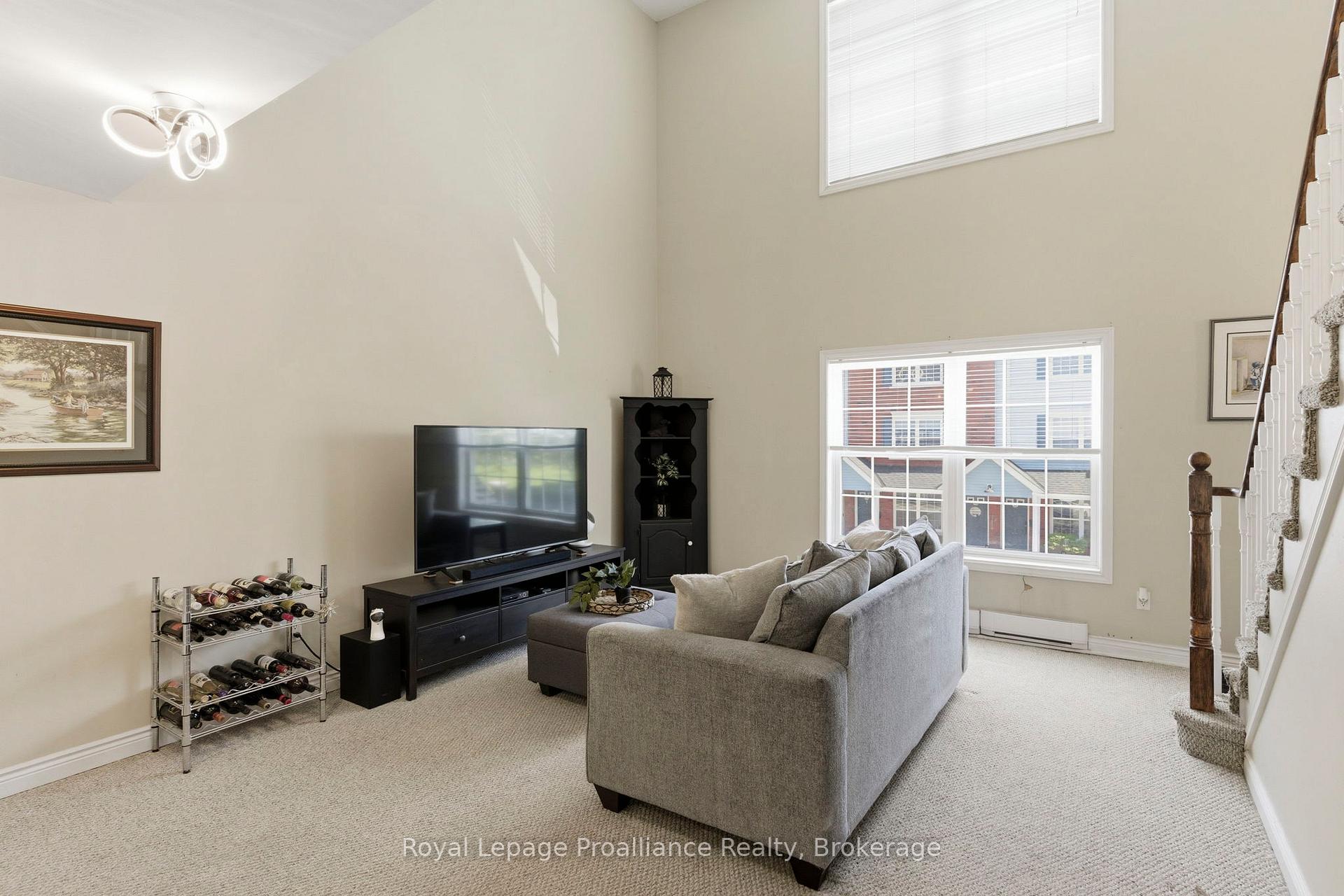 182 D'arcy Street C202, Cobourg — photo 5 of 5