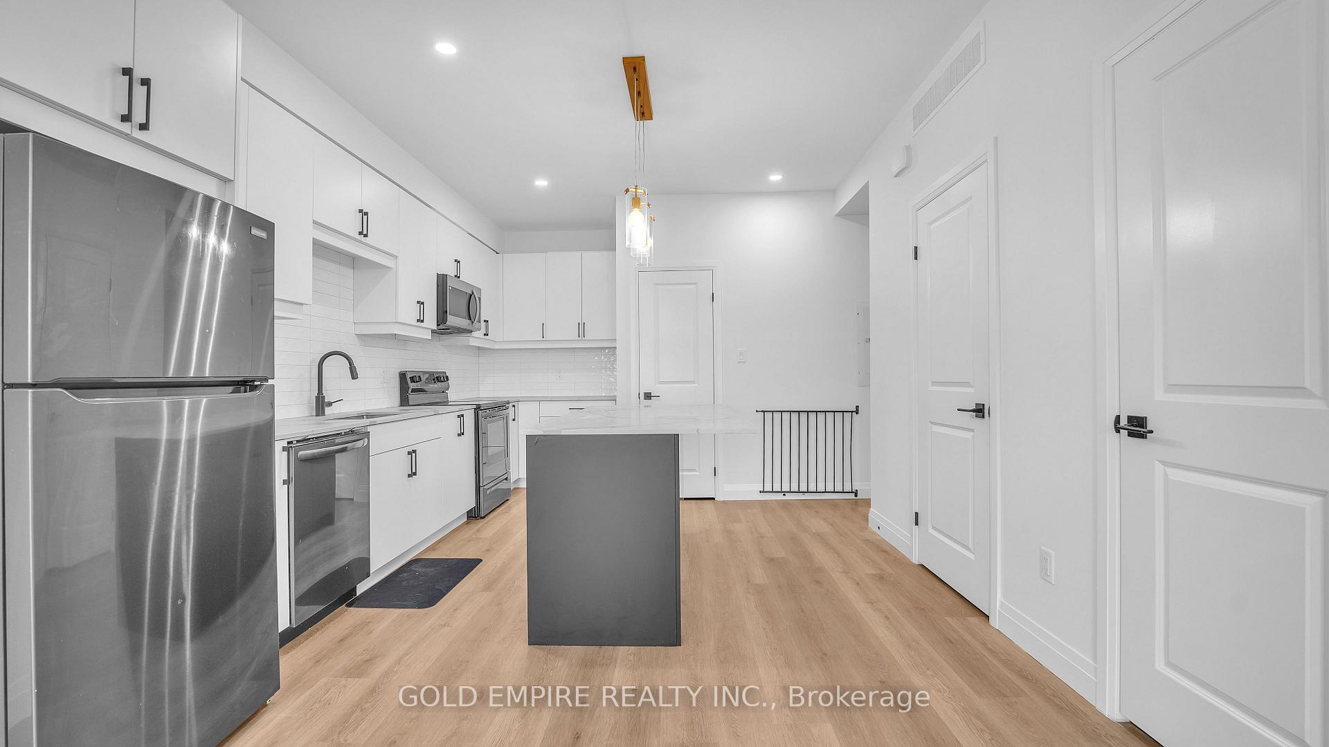 3900 Savoy Street 99, London South — photo 5 of 5