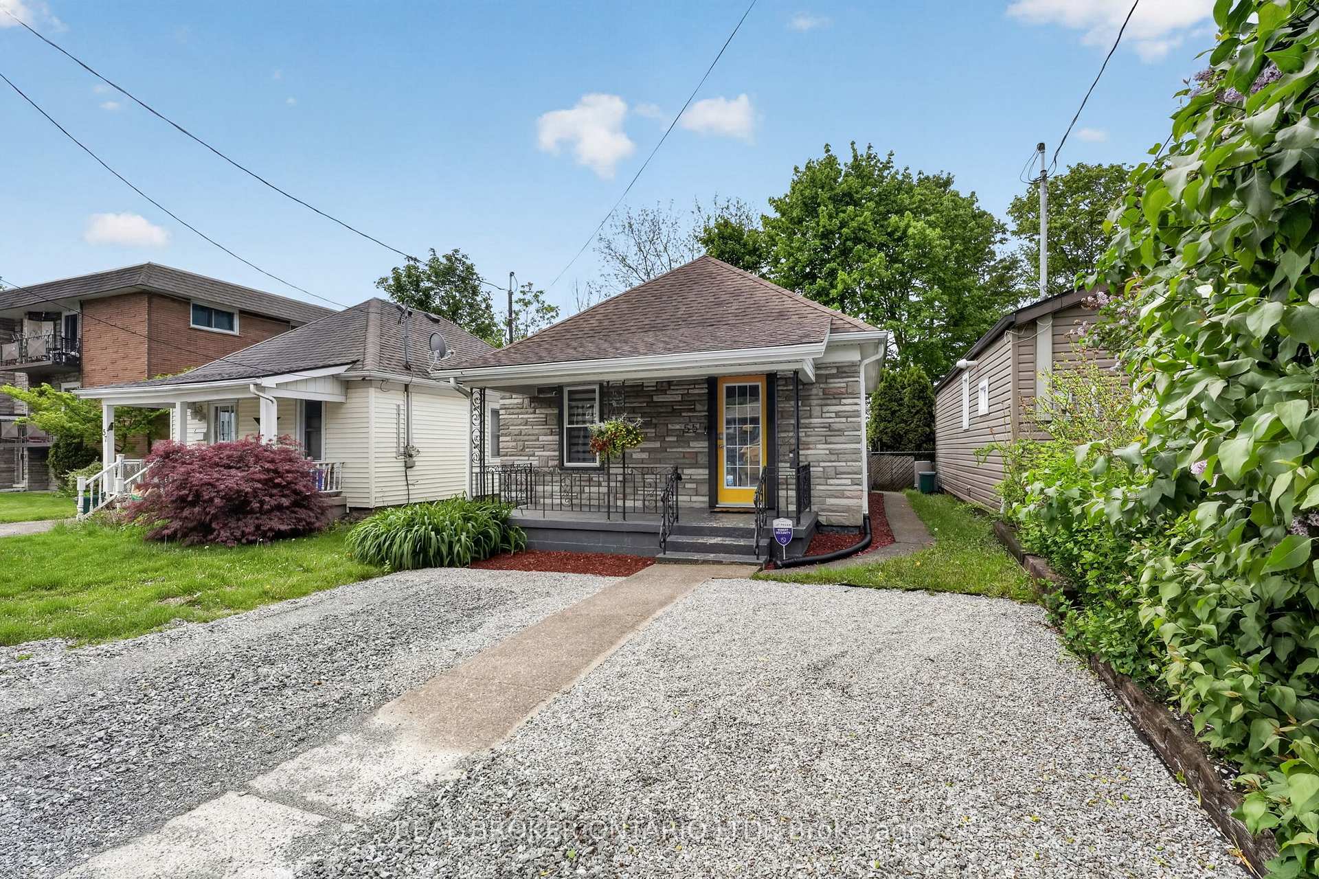 55 Merritt Street, Welland — photo 4 of 5
