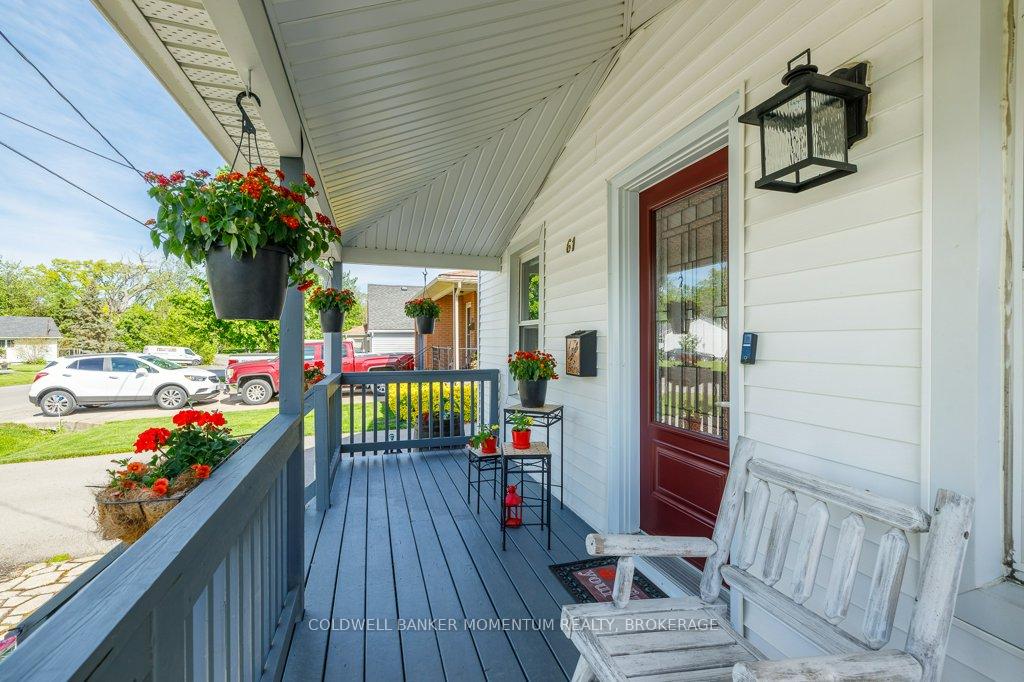61 Rosedale Avenue, St. Catharines — photo 4 of 5