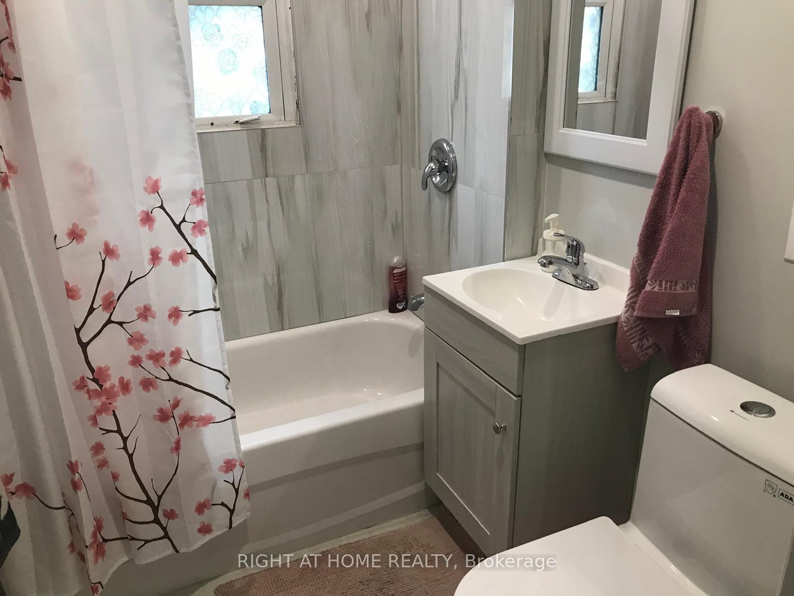33 Keele Street Upper, St. Catharines — photo 4 of 5