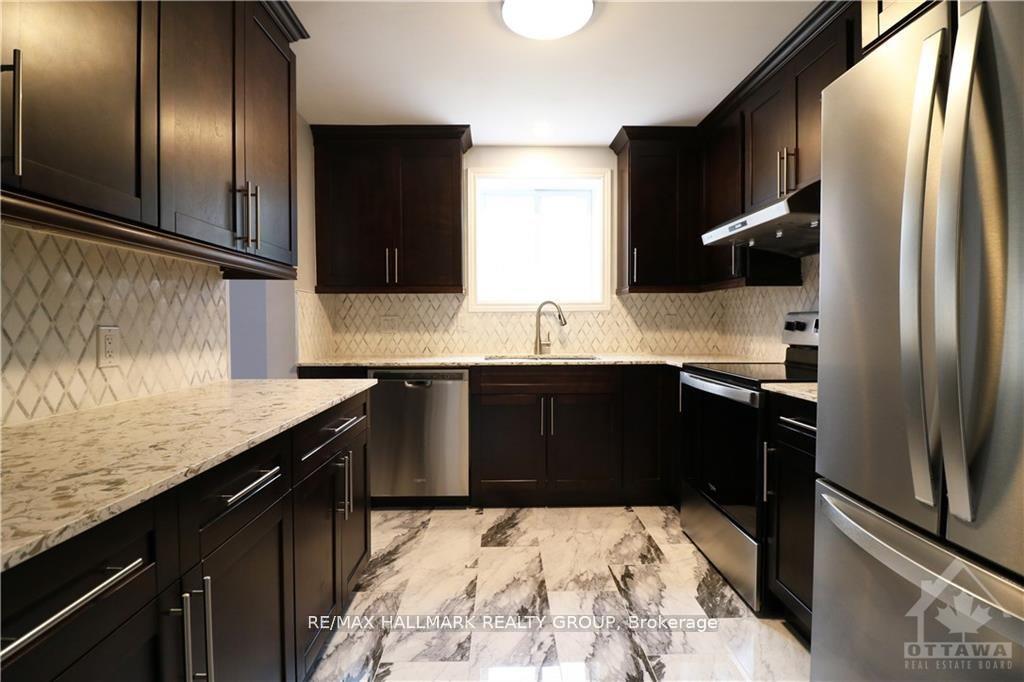 205 Blackburn Avenue, Lower Town - Sandy Hill — photo 4 of 5