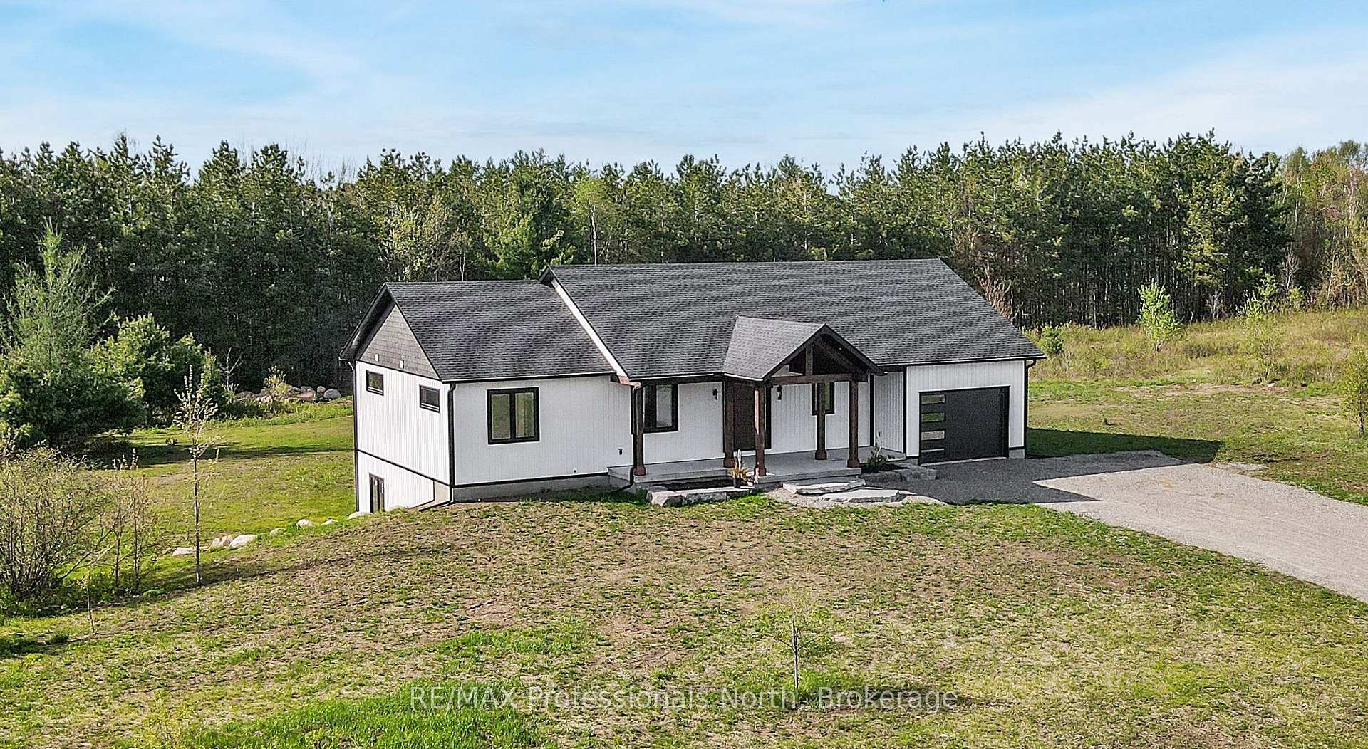 1058 Piper Glen Road, Minden Hills, ON K0M 2K0 — Minden Hills, Ontario