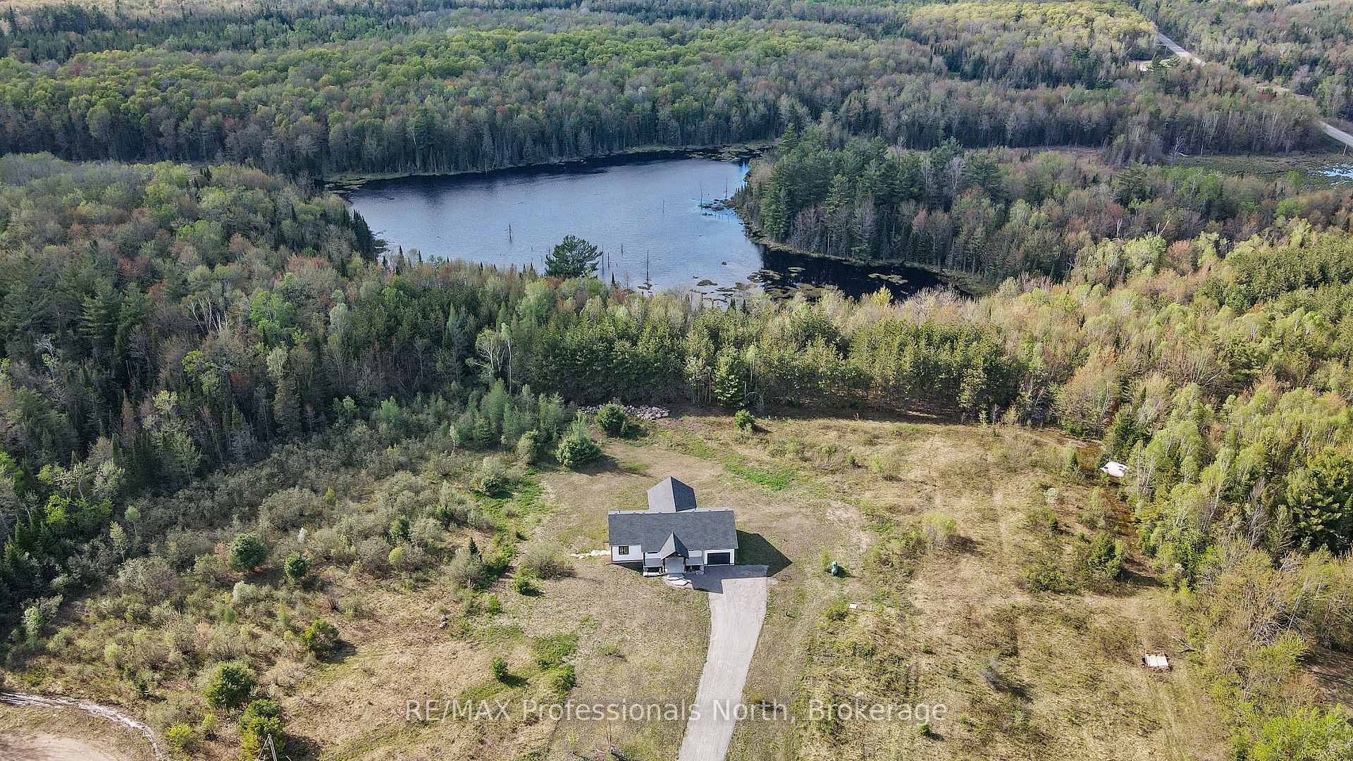 1058 Piper Glen Road, Minden Hills — photo 3 of 5