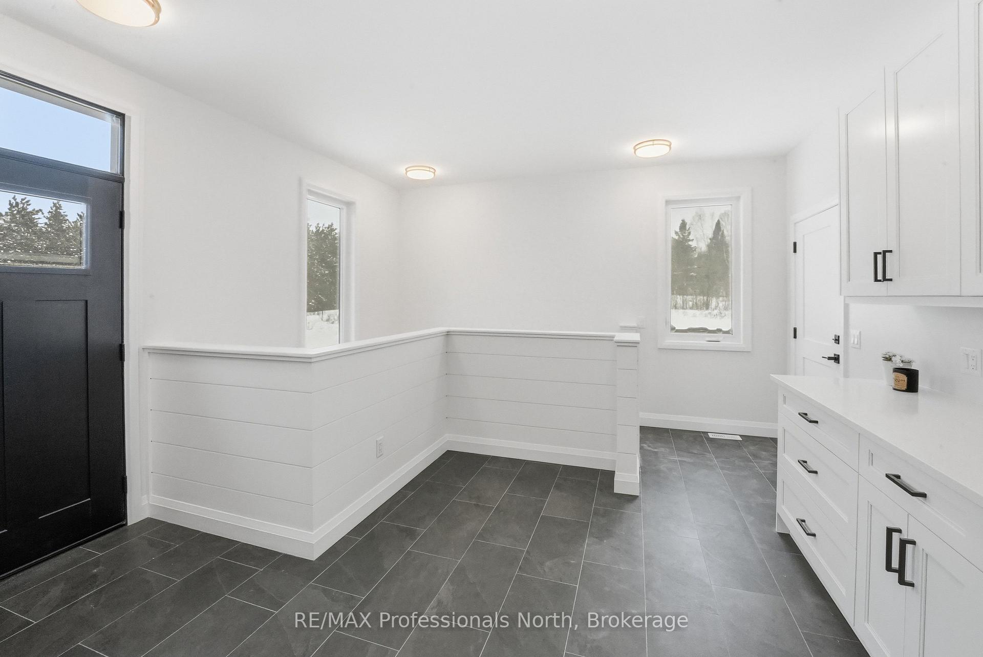 1058 Piper Glen Road, Minden Hills — photo 5 of 5