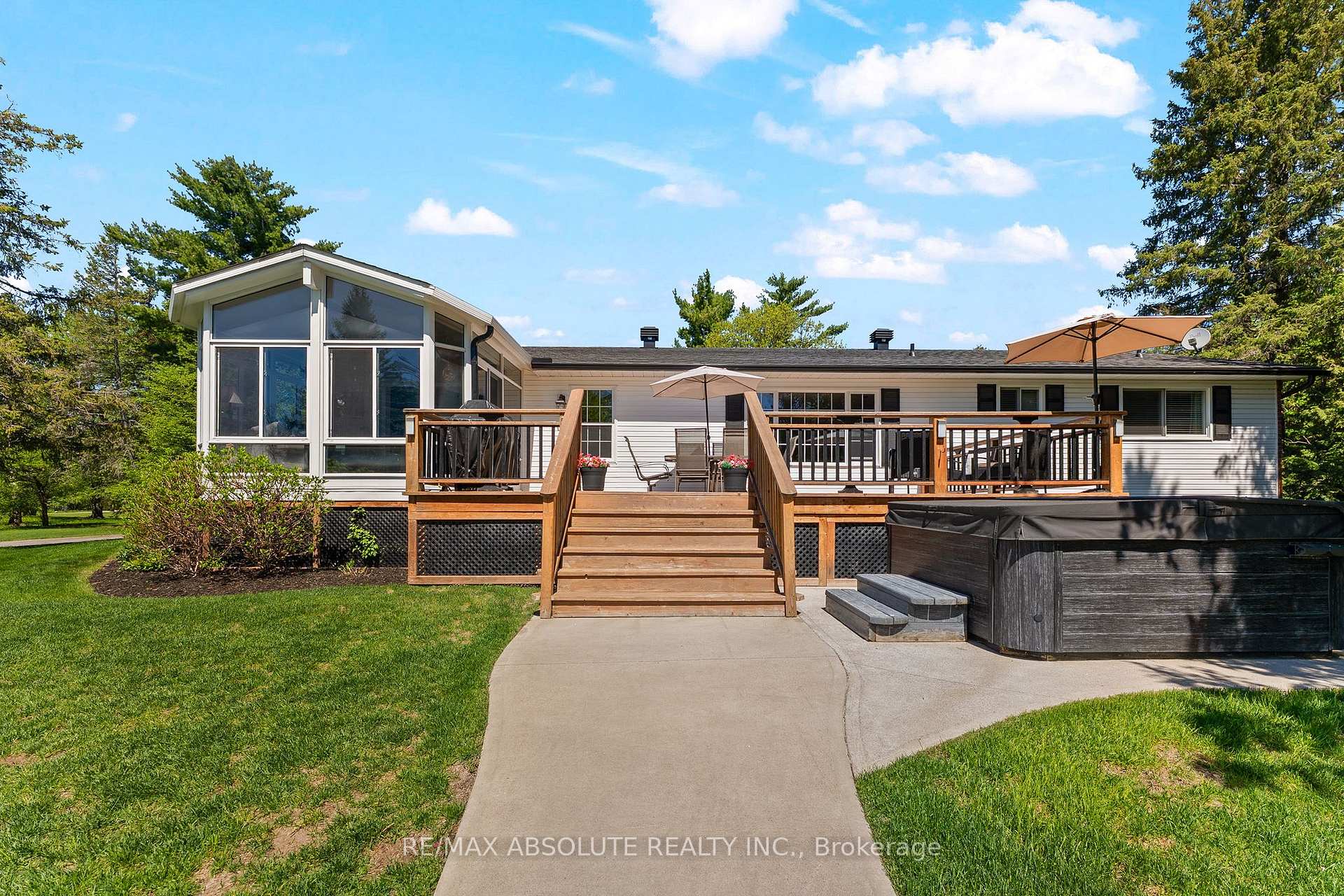 131 Burns Drive, McNab/Braeside — photo 5 of 5