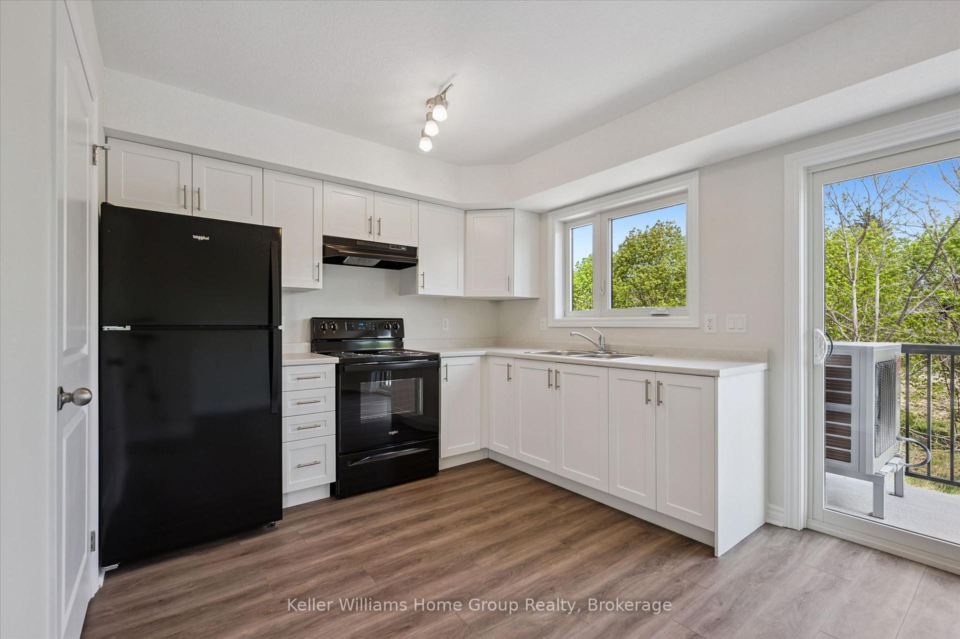 465 Garafraxa Street W 1, Centre Wellington — photo 5 of 5