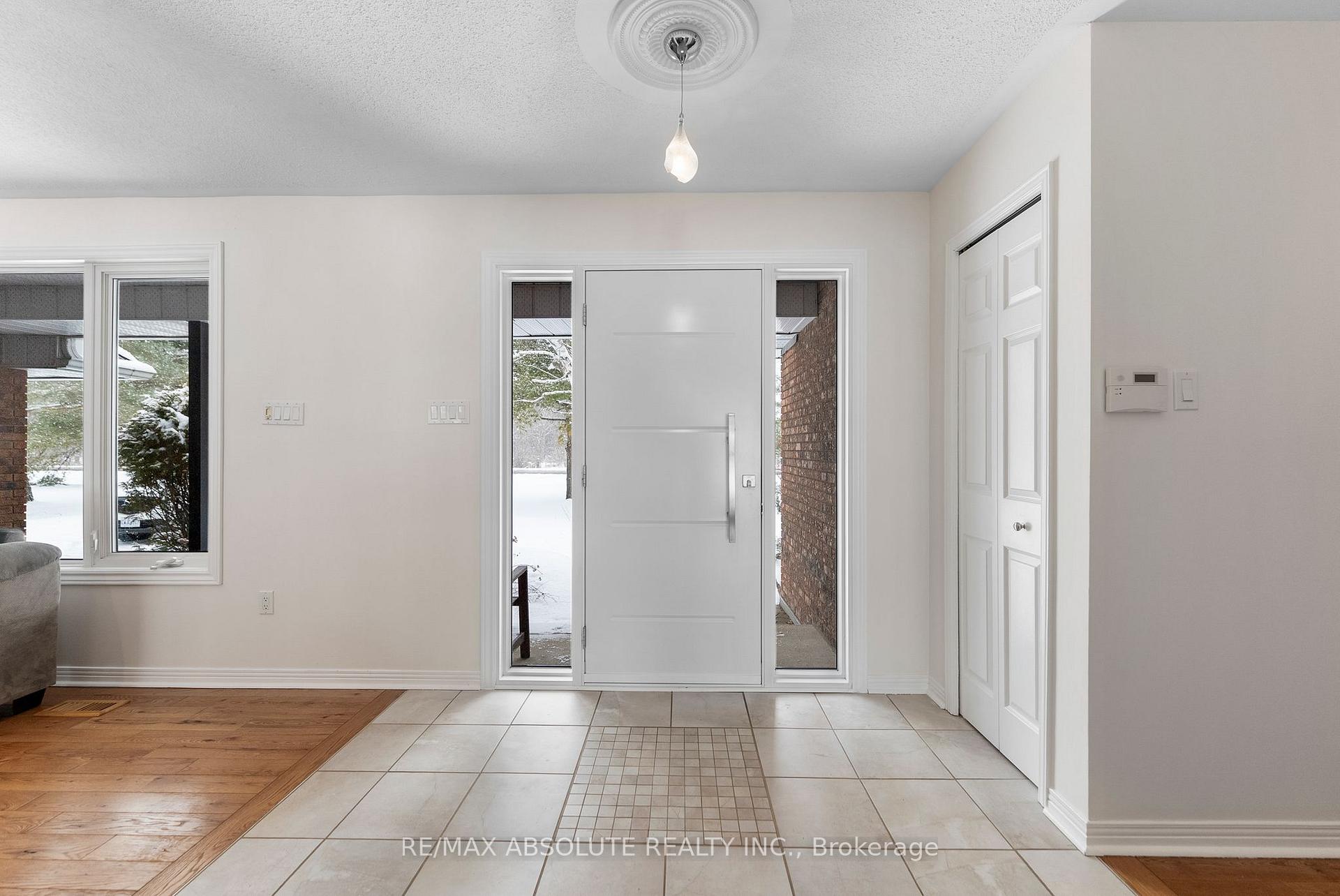213 Calabogie Road, McNab/Braeside — photo 4 of 5