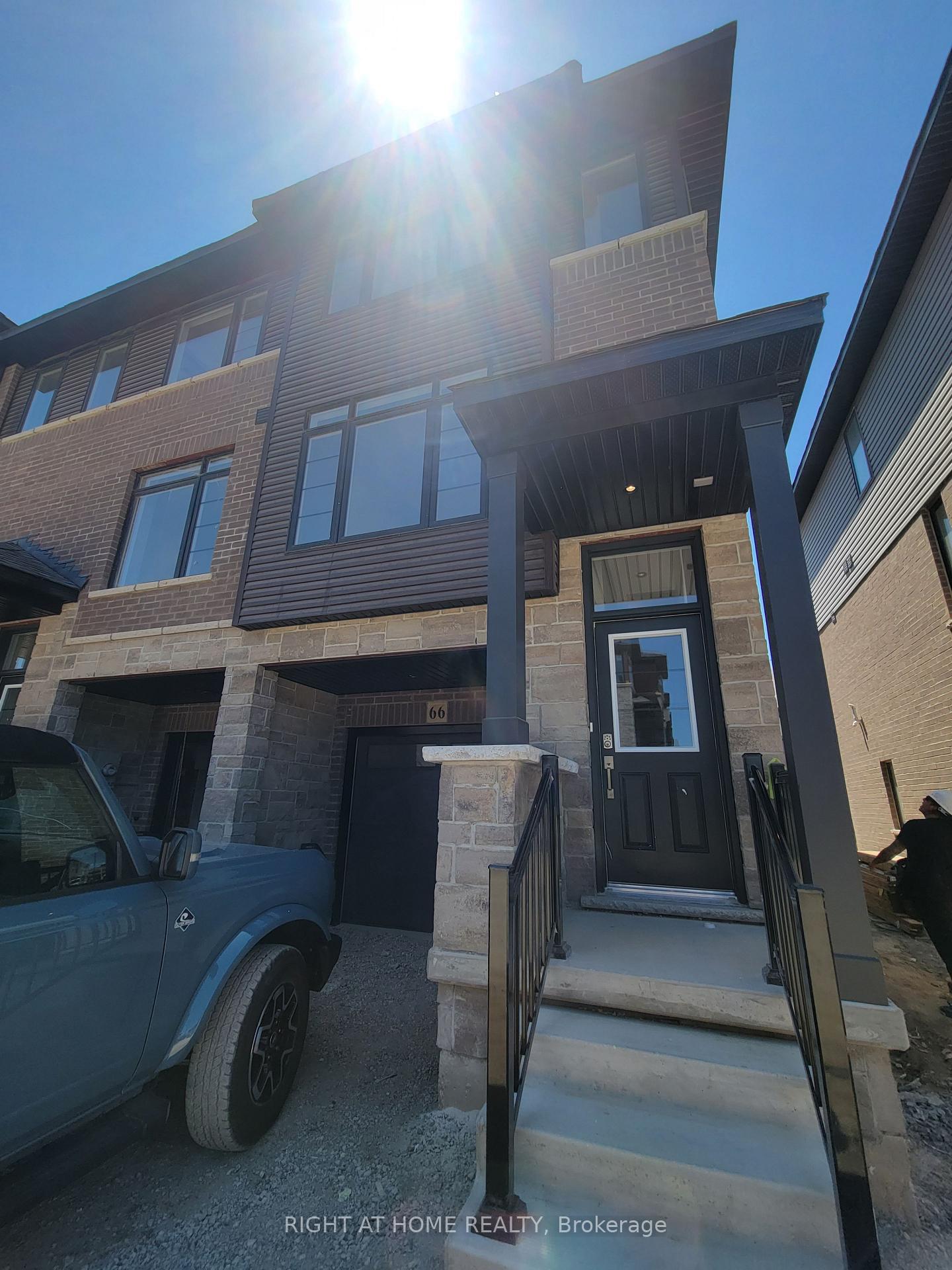 461 Blackburn Drive 66, Brantford — photo 5 of 5