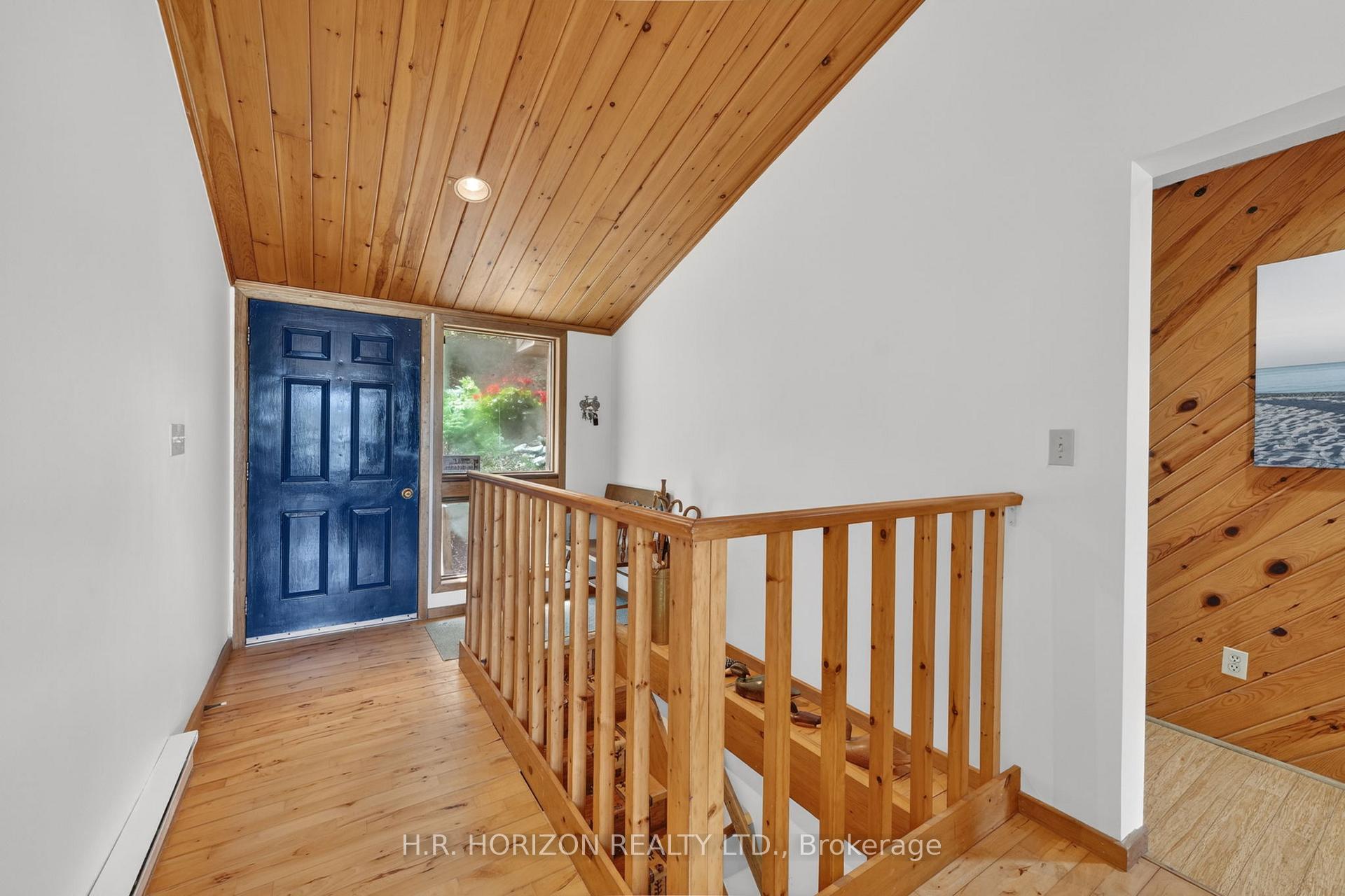1029 Starlight Road, Minden Hills — photo 5 of 5