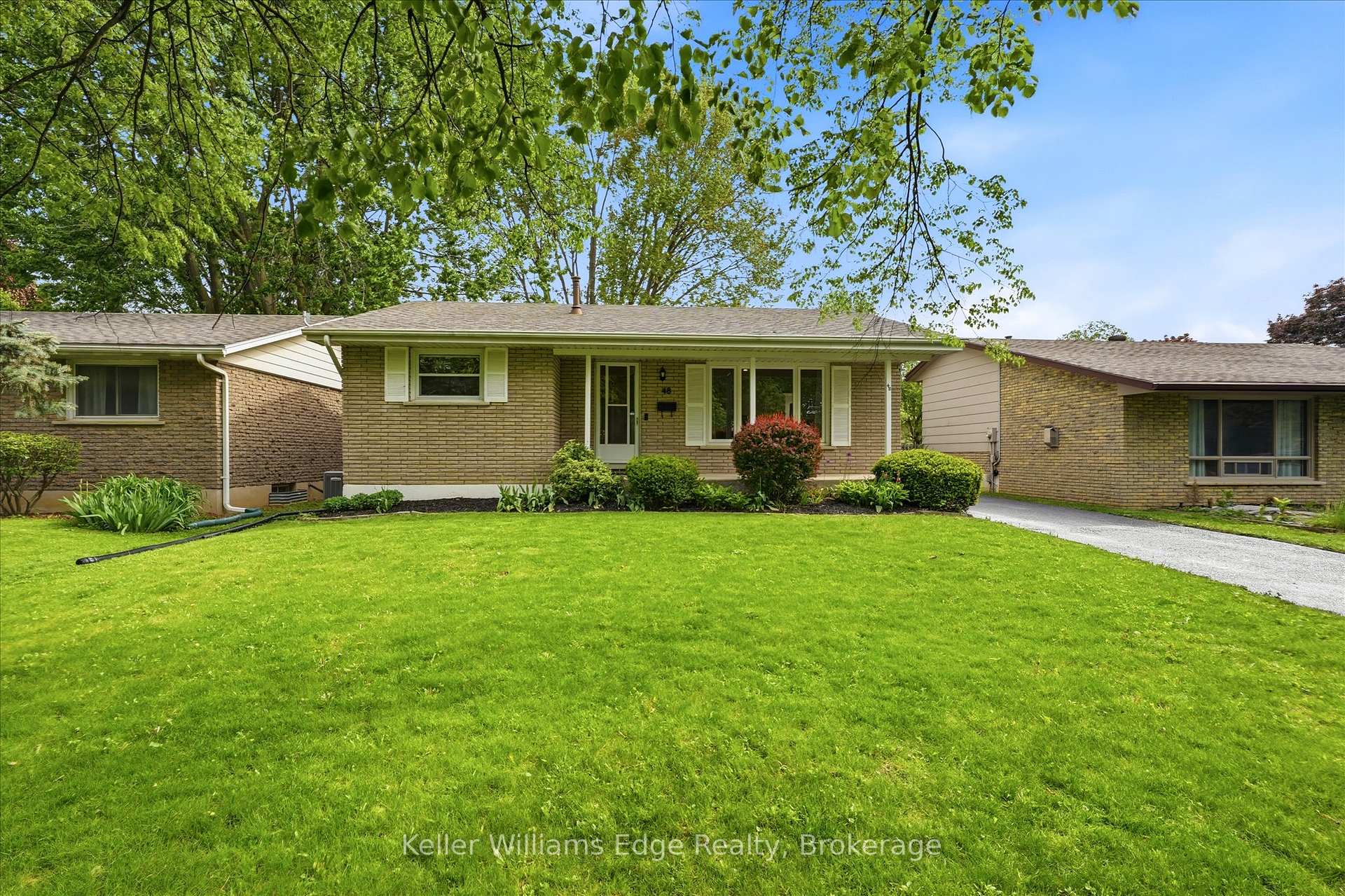 48 Winding Way, Brantford — photo 2 of 5